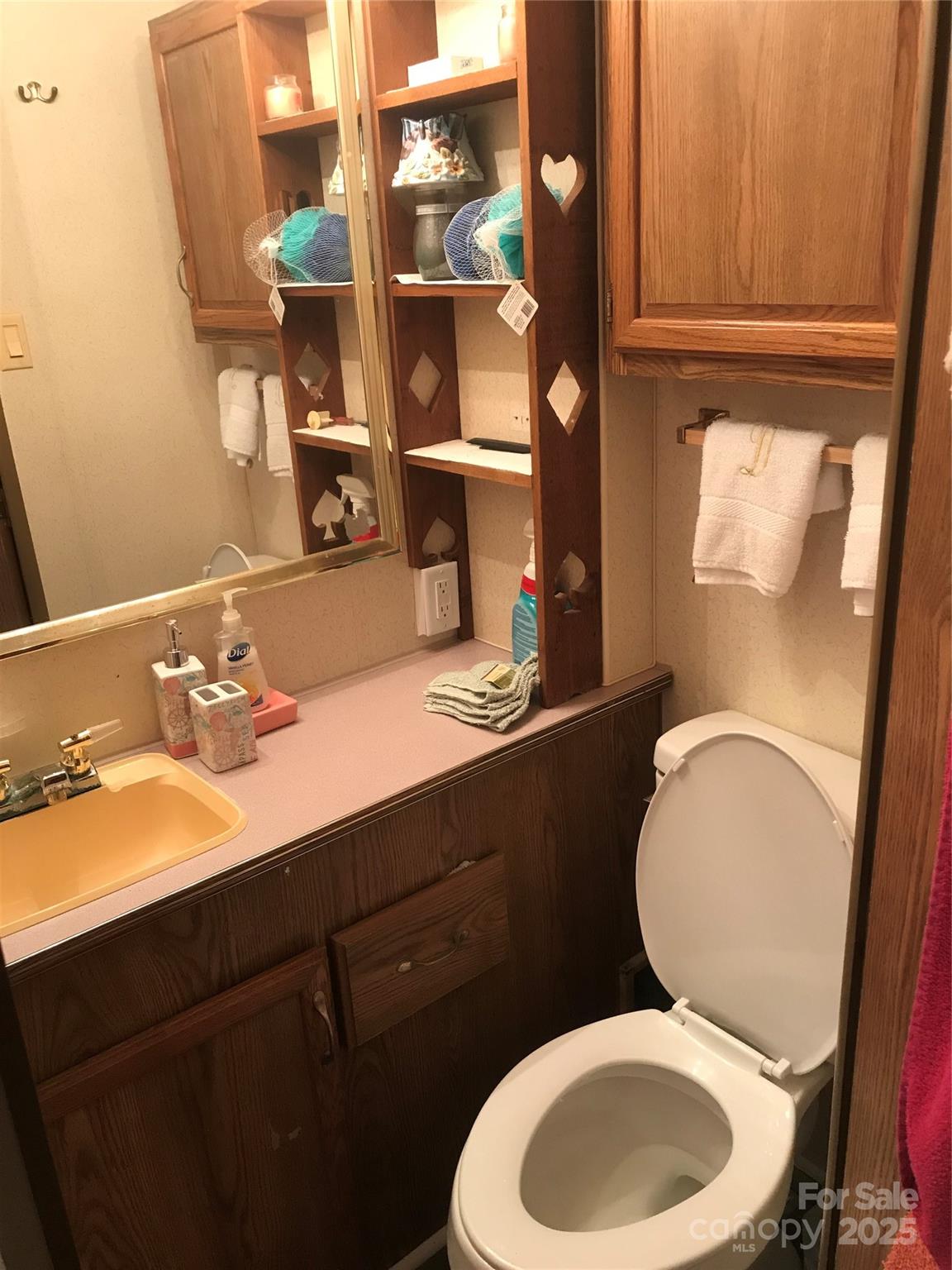 149 Deer Park Road D26/27 Property Photo 14