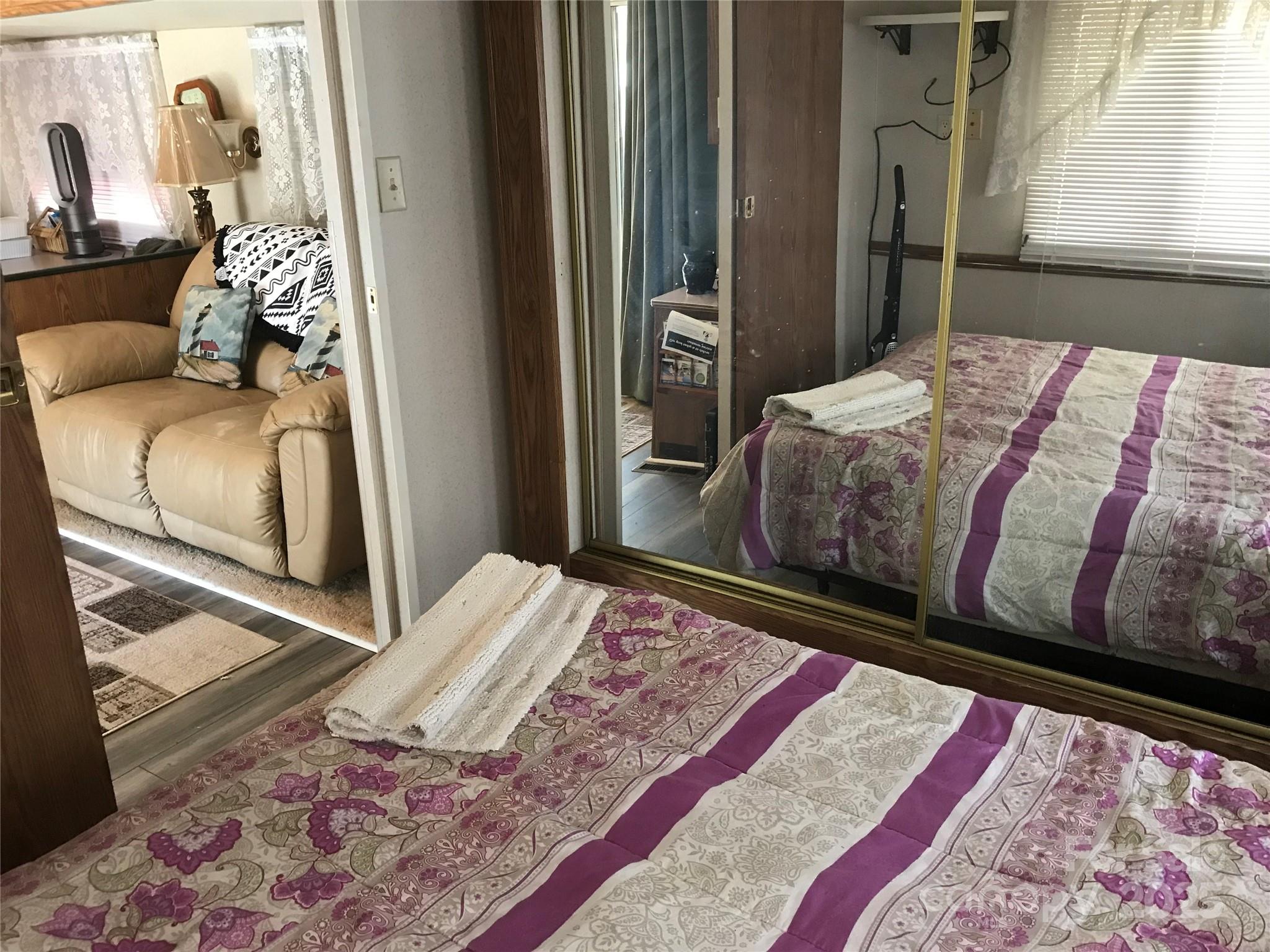 149 Deer Park Road D26/27 Property Photo 16