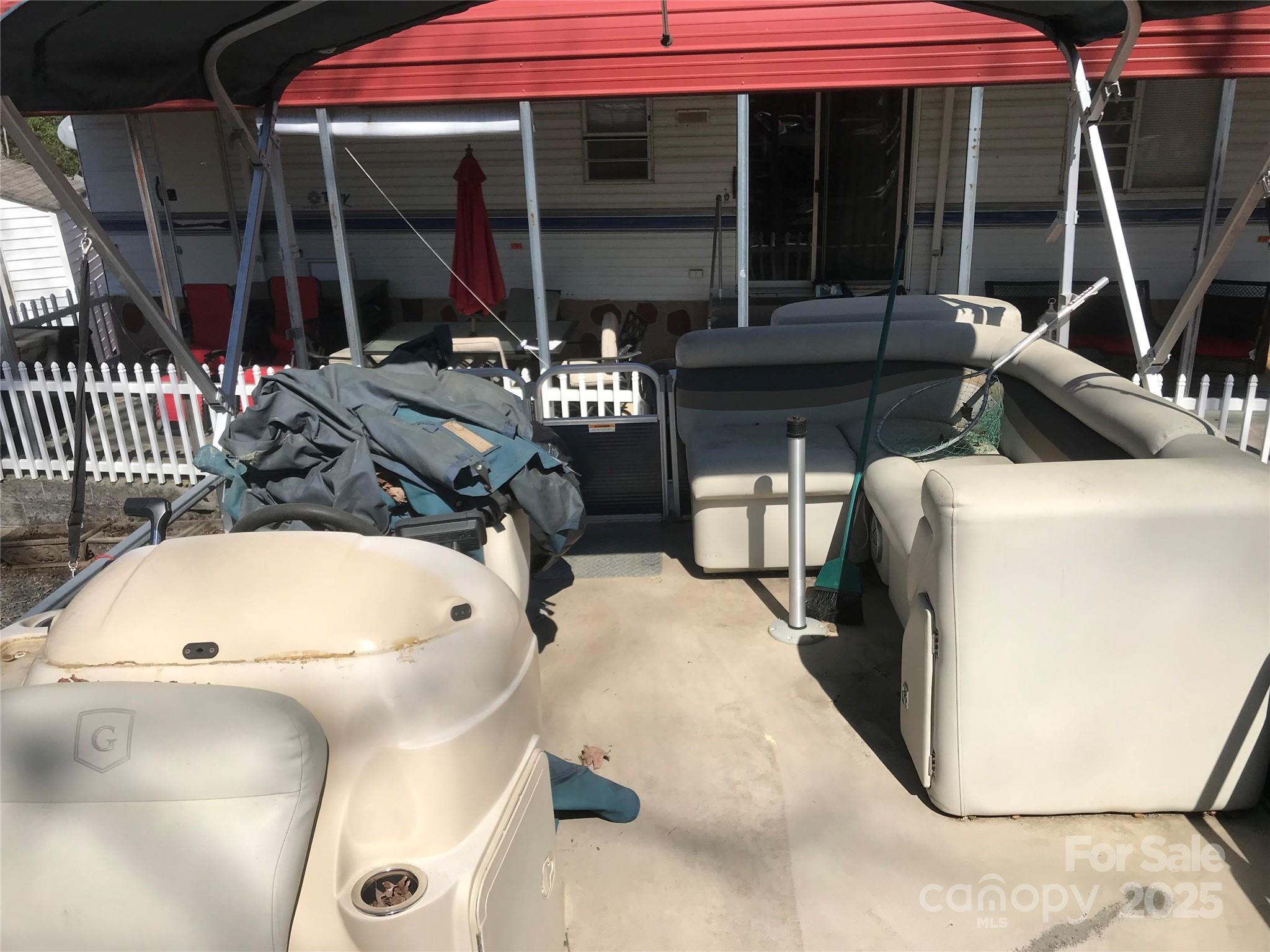 149 Deer Park Road D26/27 Property Photo 25