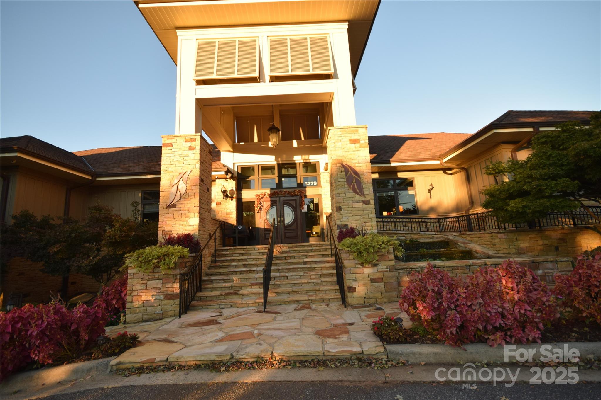 3771 Sarazen Court Property Photo 19