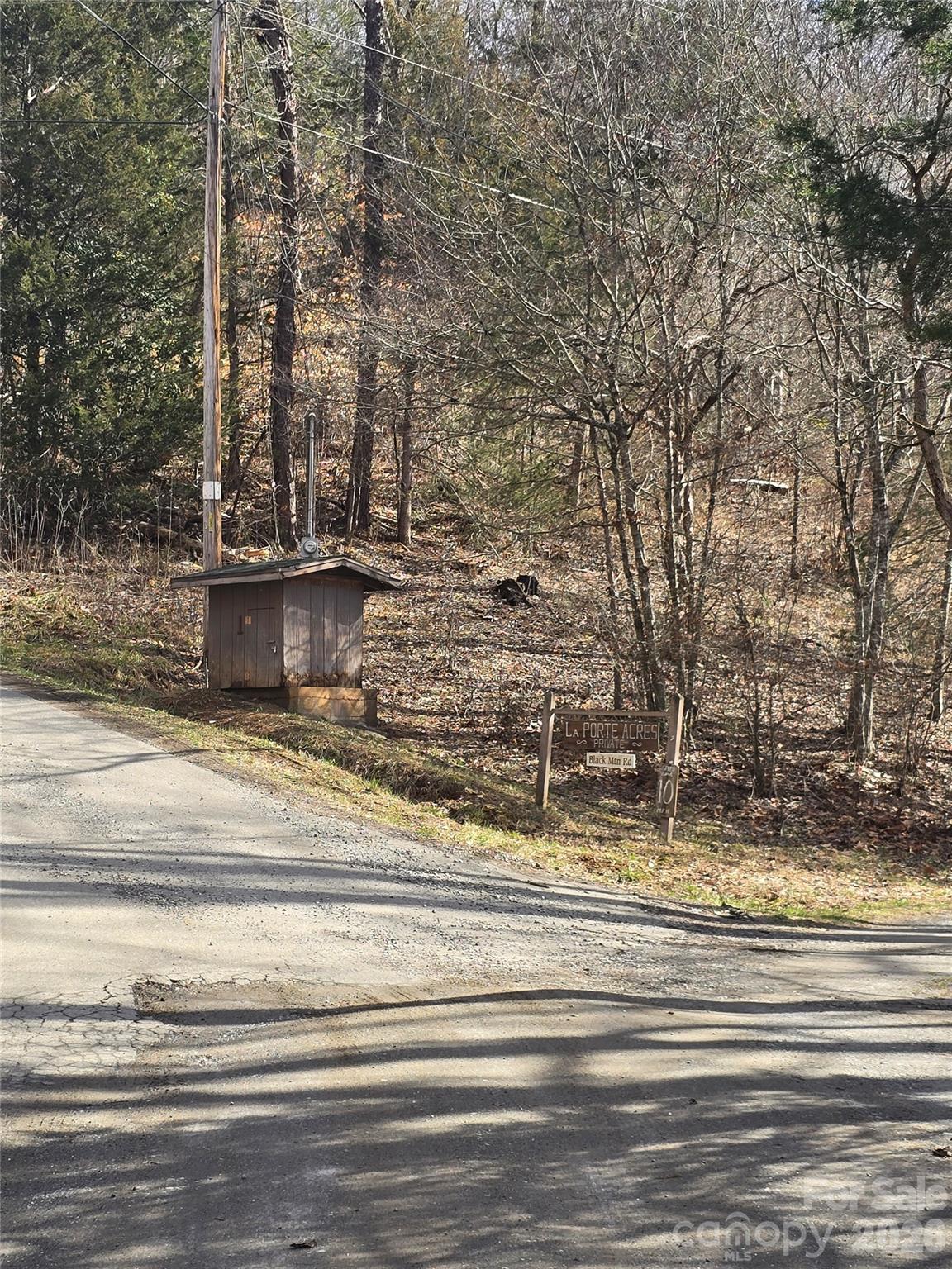 32 Black Mountain Road Property Photo 8