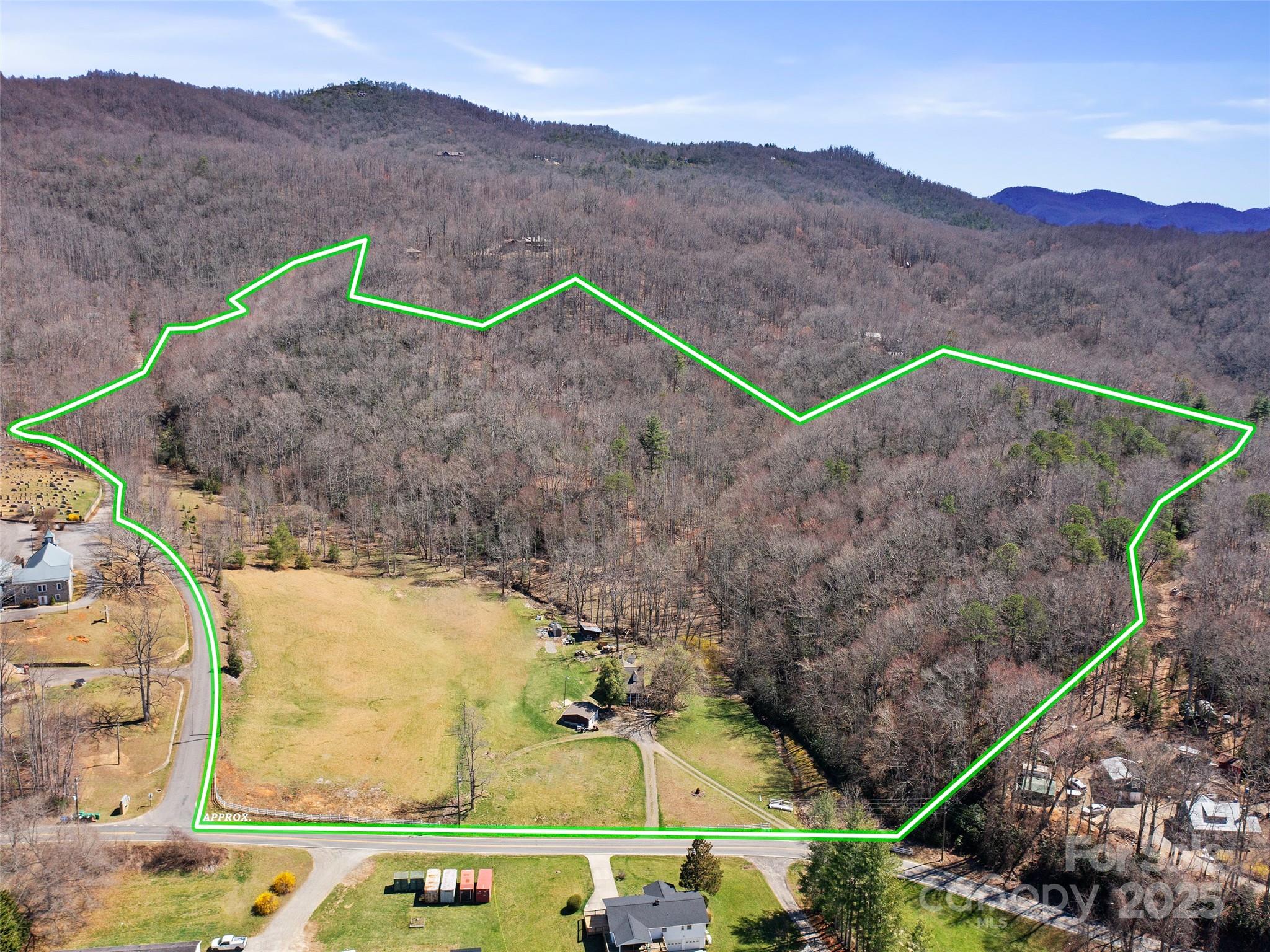 384 Flat Creek Road Property Photo