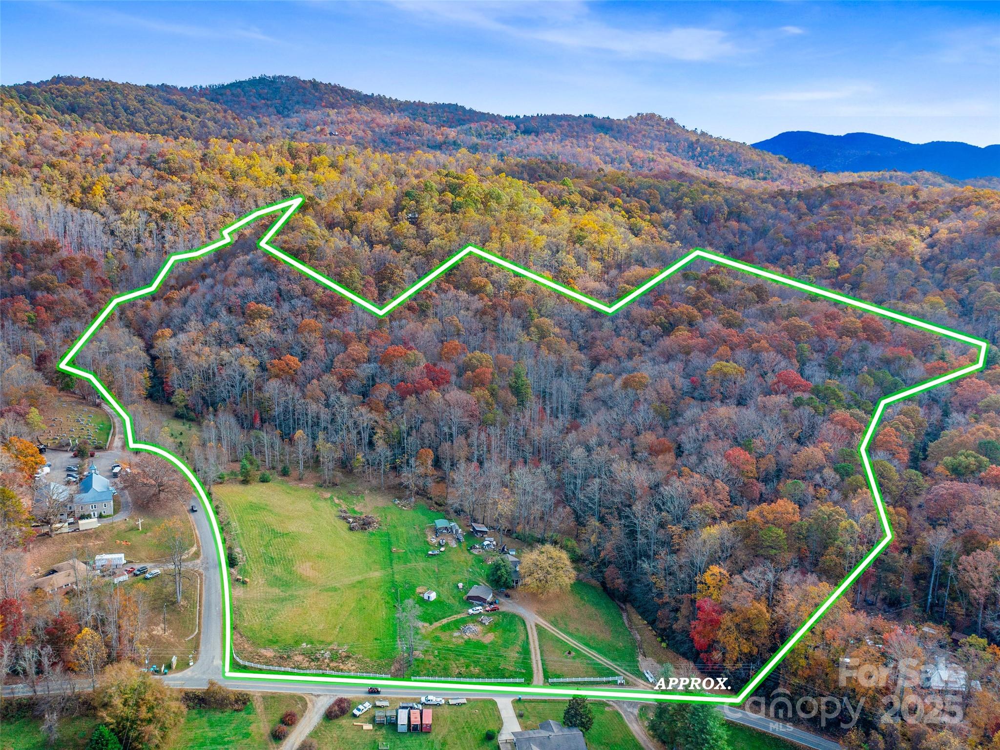 384 Flat Creek Road Property Photo 6