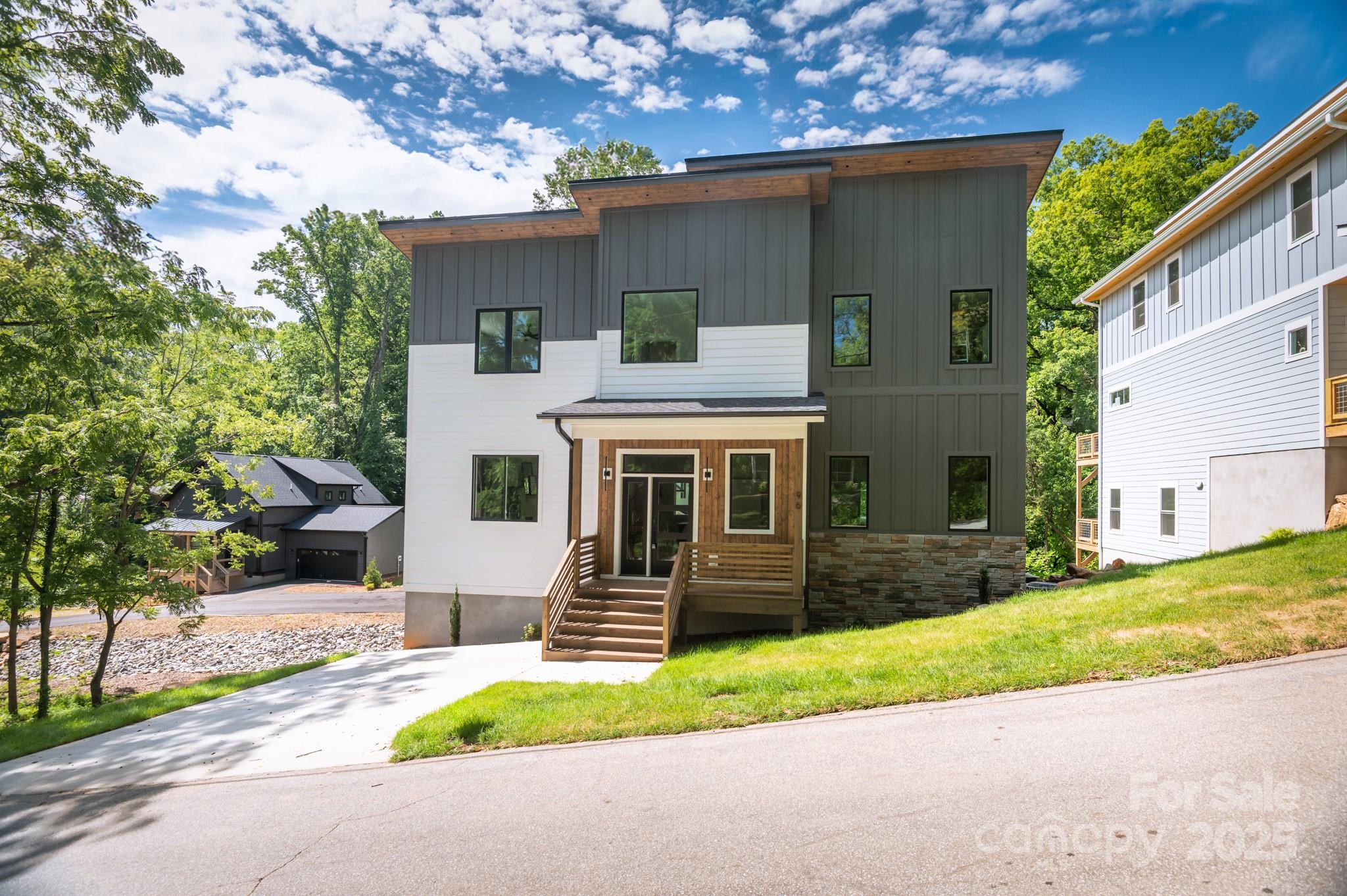 96 Craggy Avenue Property Photo 1
