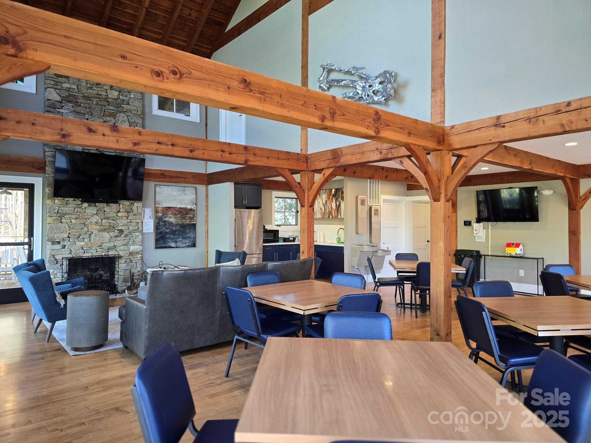 525 Cellini Place Property Photo 32