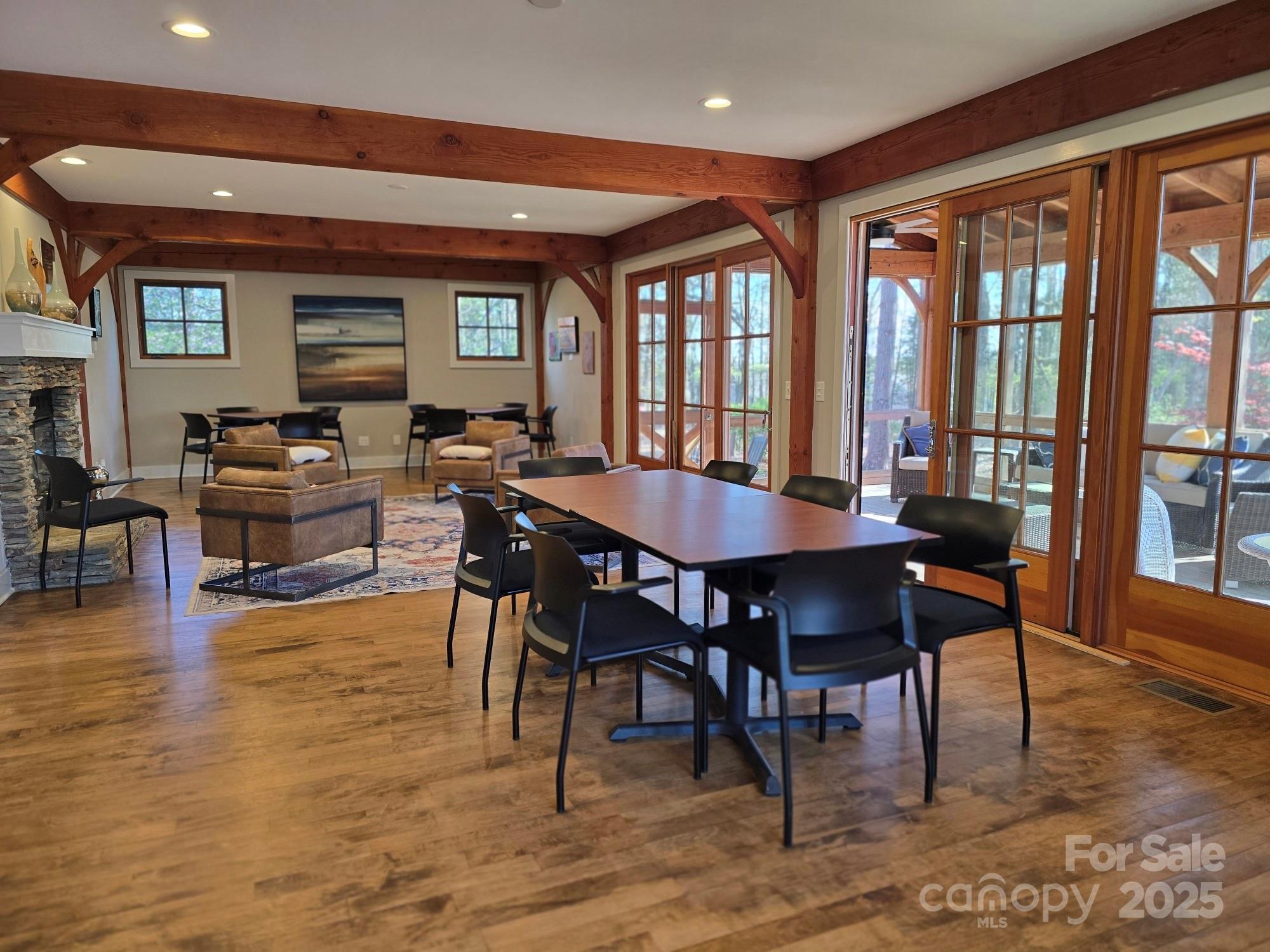 525 Cellini Place Property Photo 35