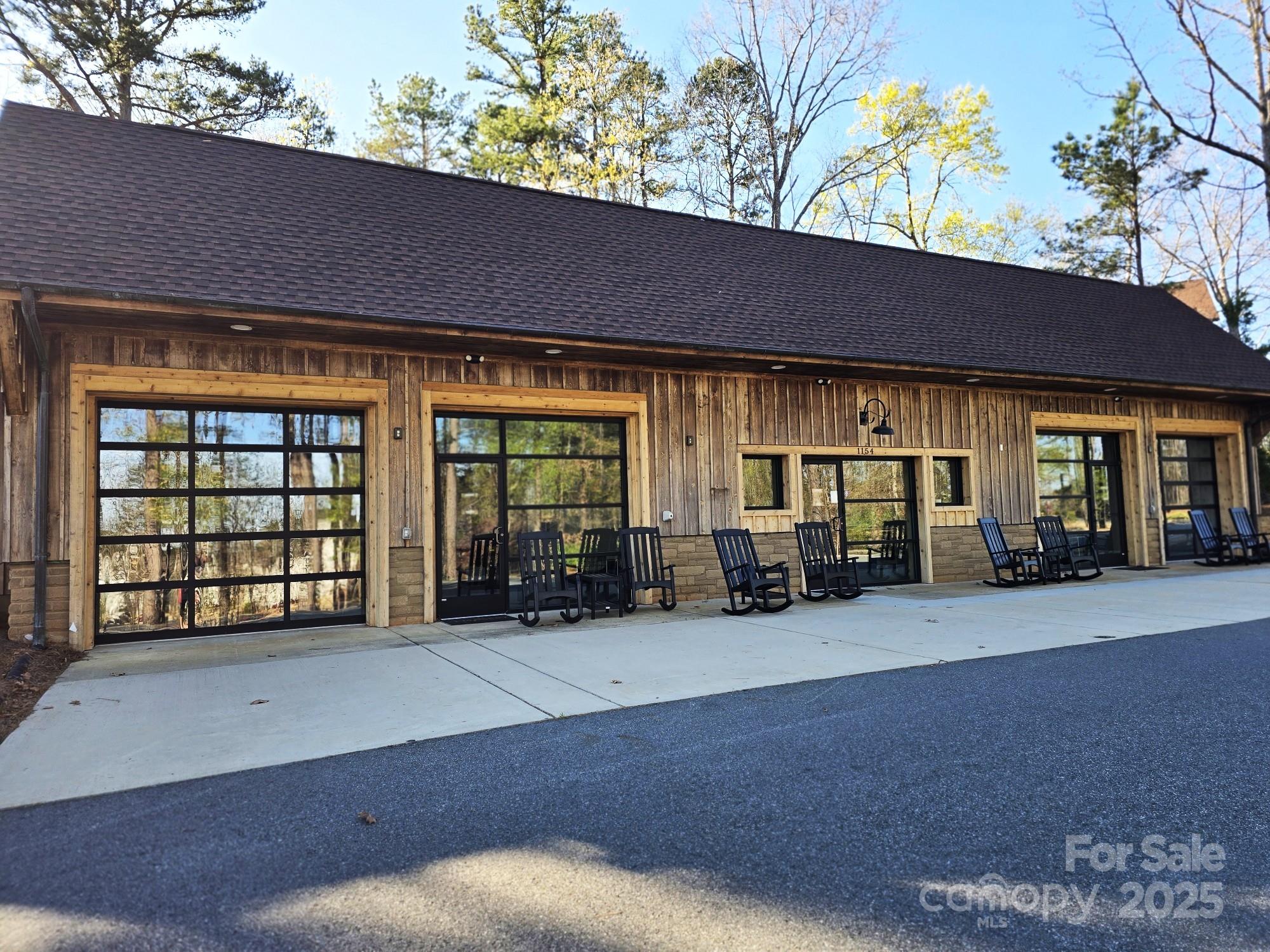 525 Cellini Place Property Photo 38