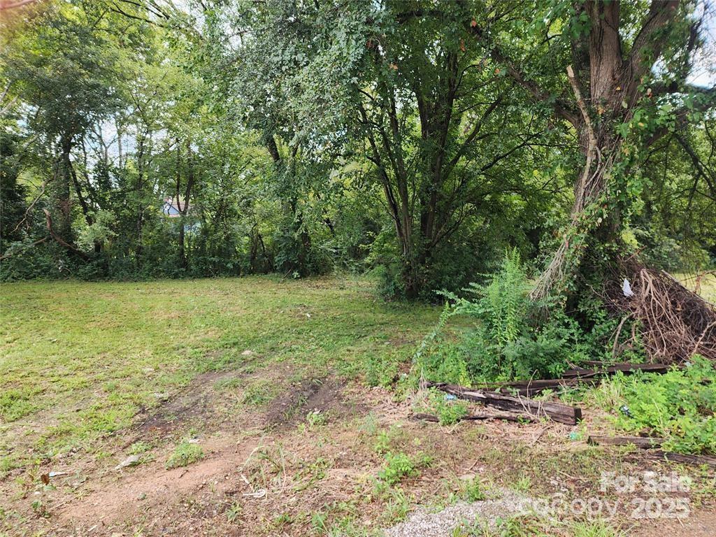 1069 Roberts Drive Property Photo 4