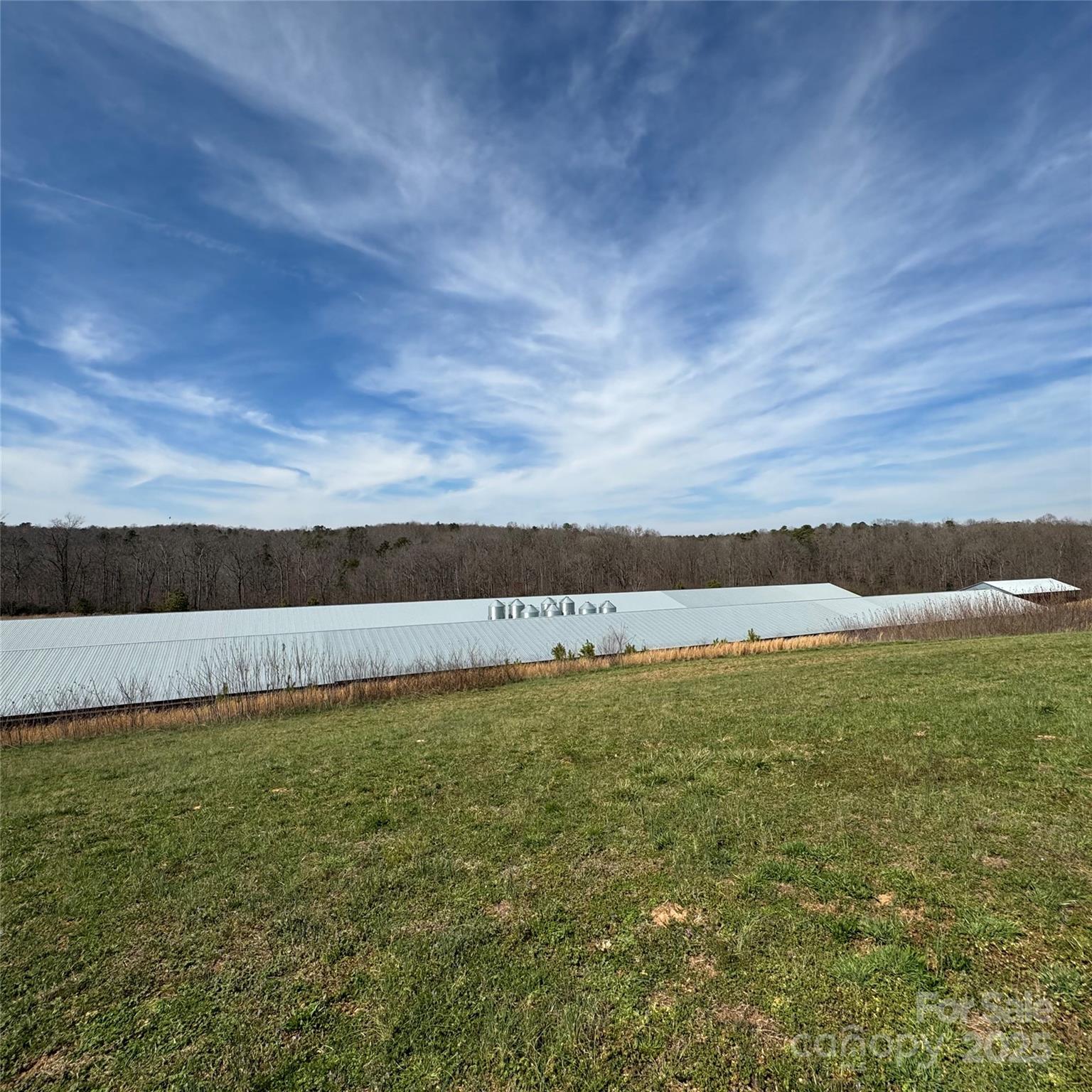 182 Lake View Drive Property Photo 2