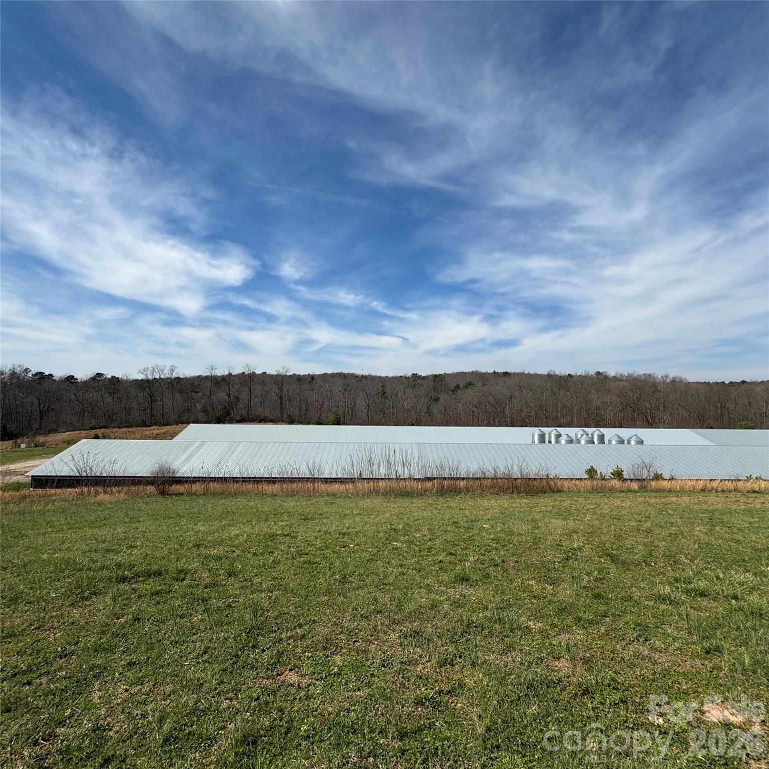 182 Lake View Drive Property Photo 2
