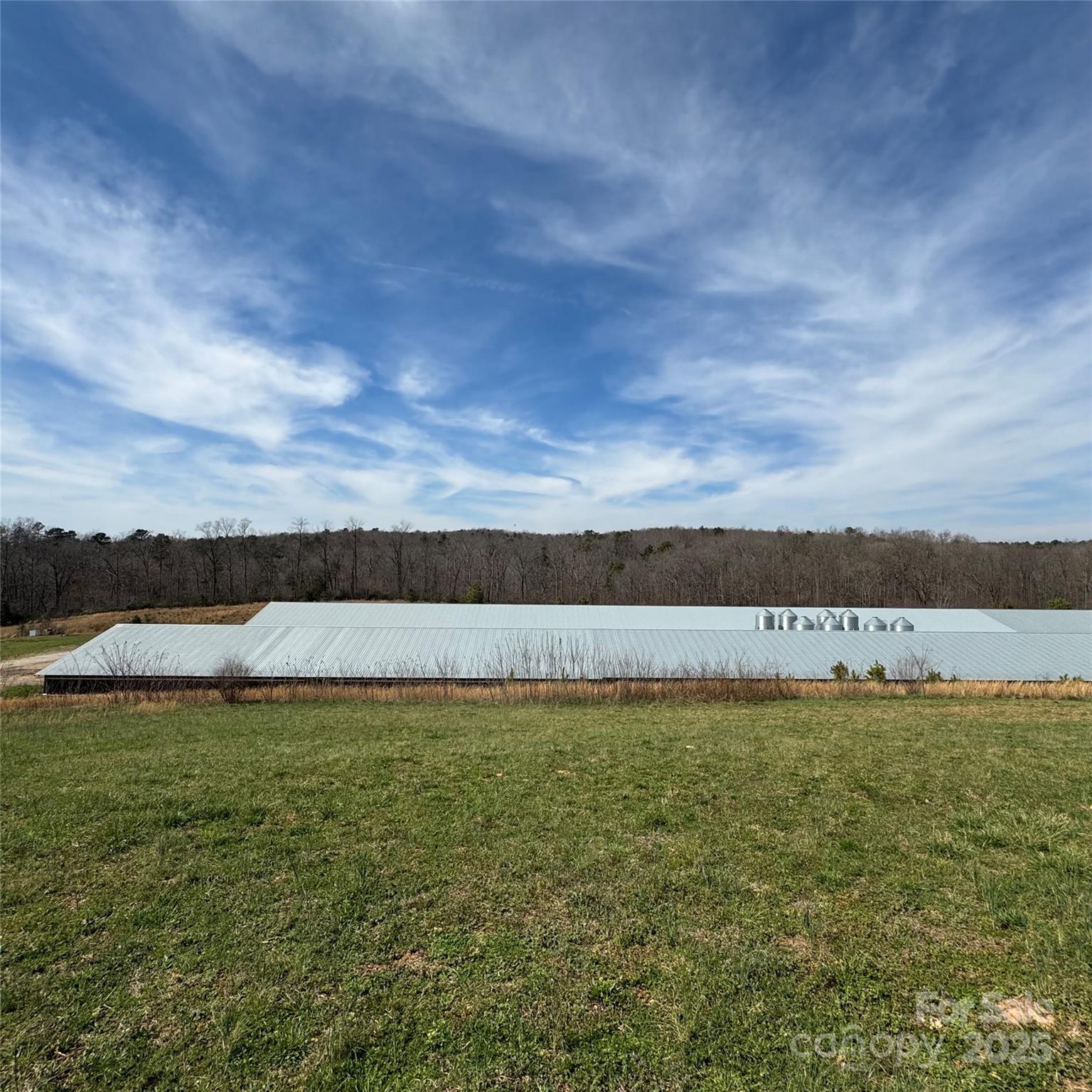 182 Lake View Drive Property Photo 3