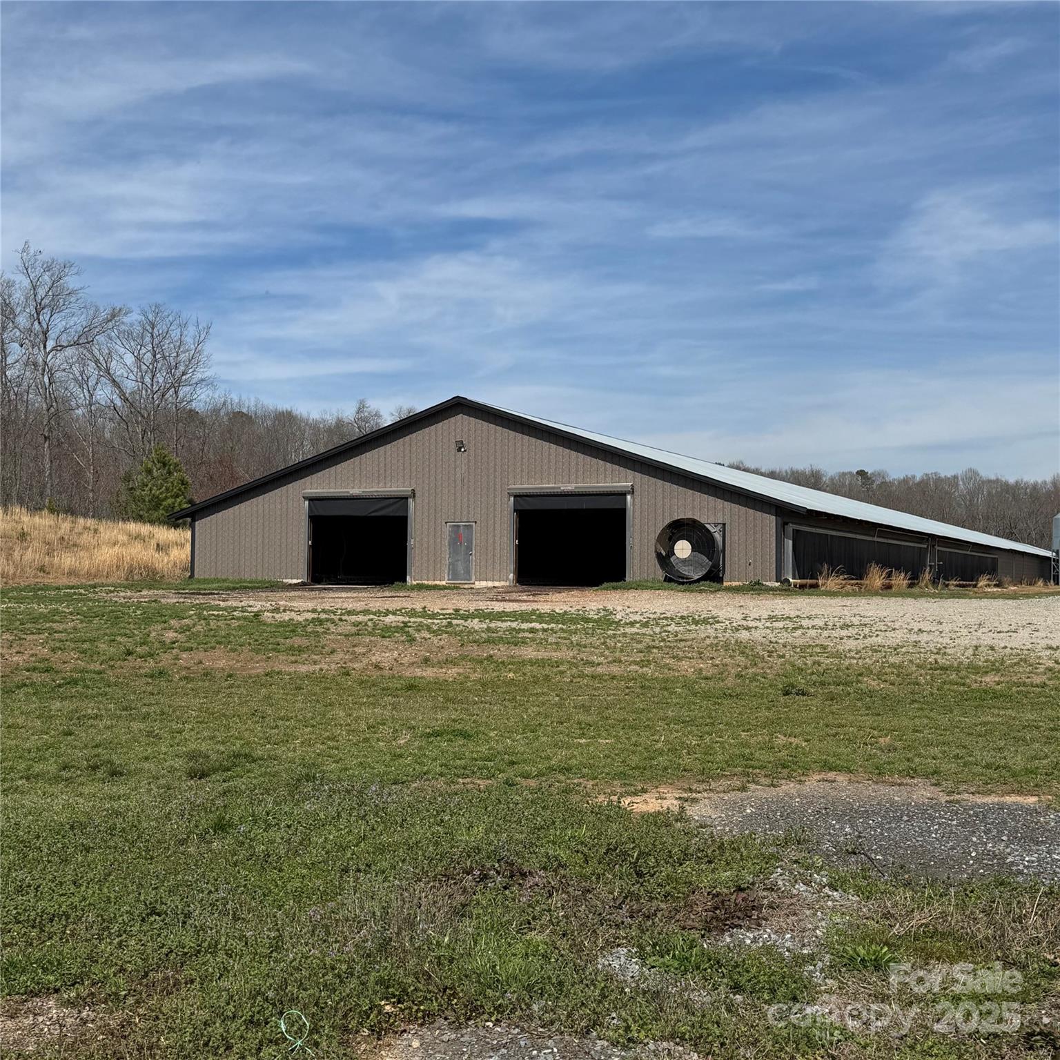 182 Lake View Drive Property Photo 5