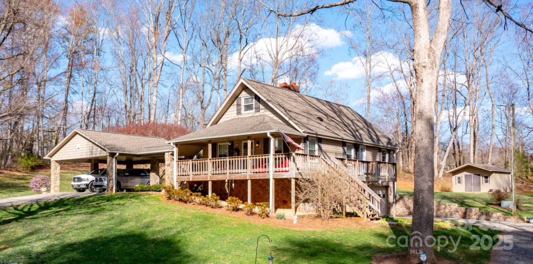152 Holiday Lane Property Photo