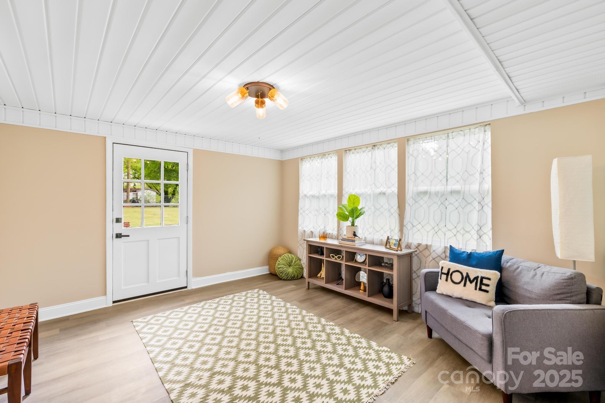 504 Katherine Avenue Property Photo 1
