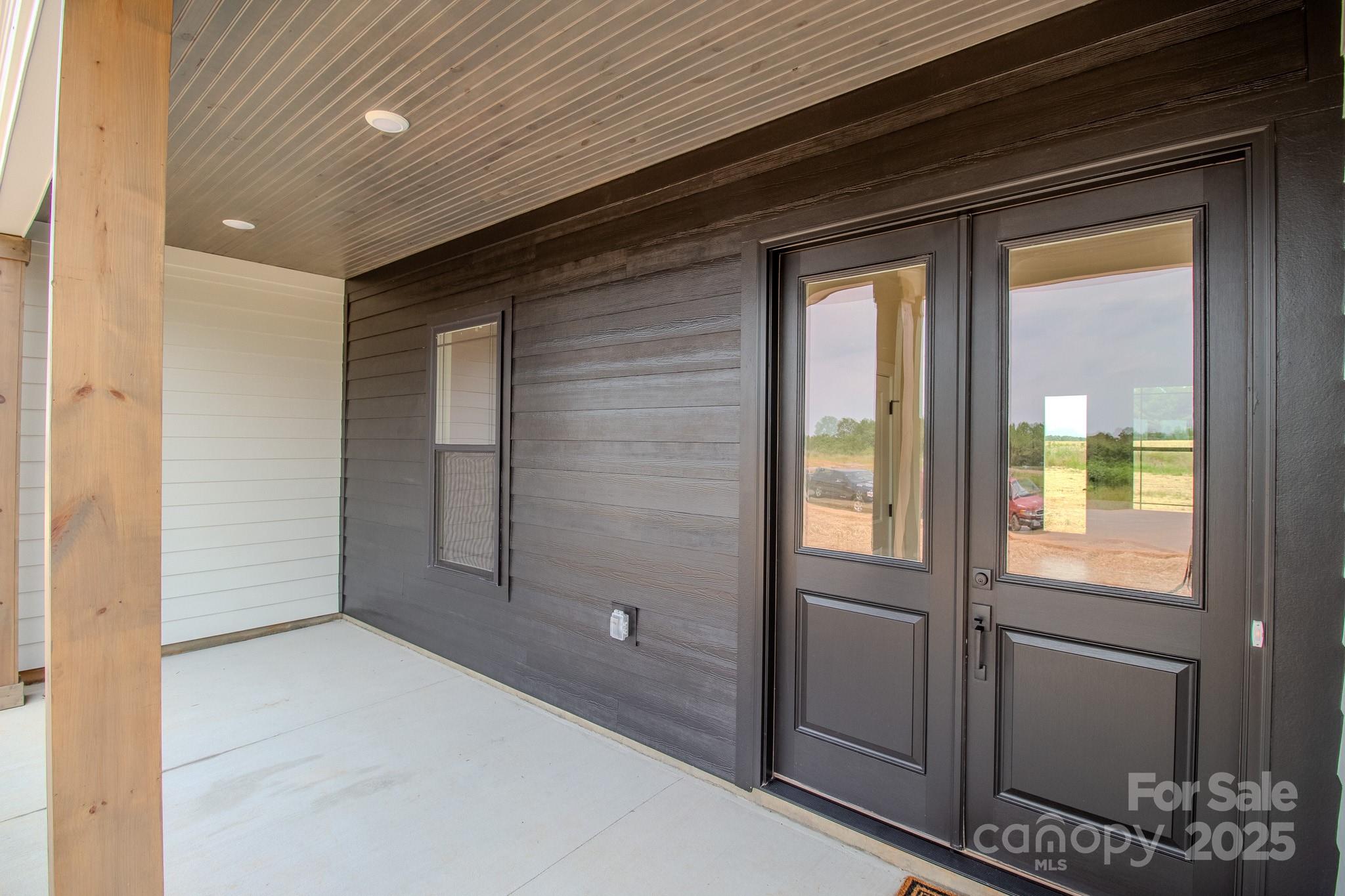 1429 Coppergate Drive Property Photo 3