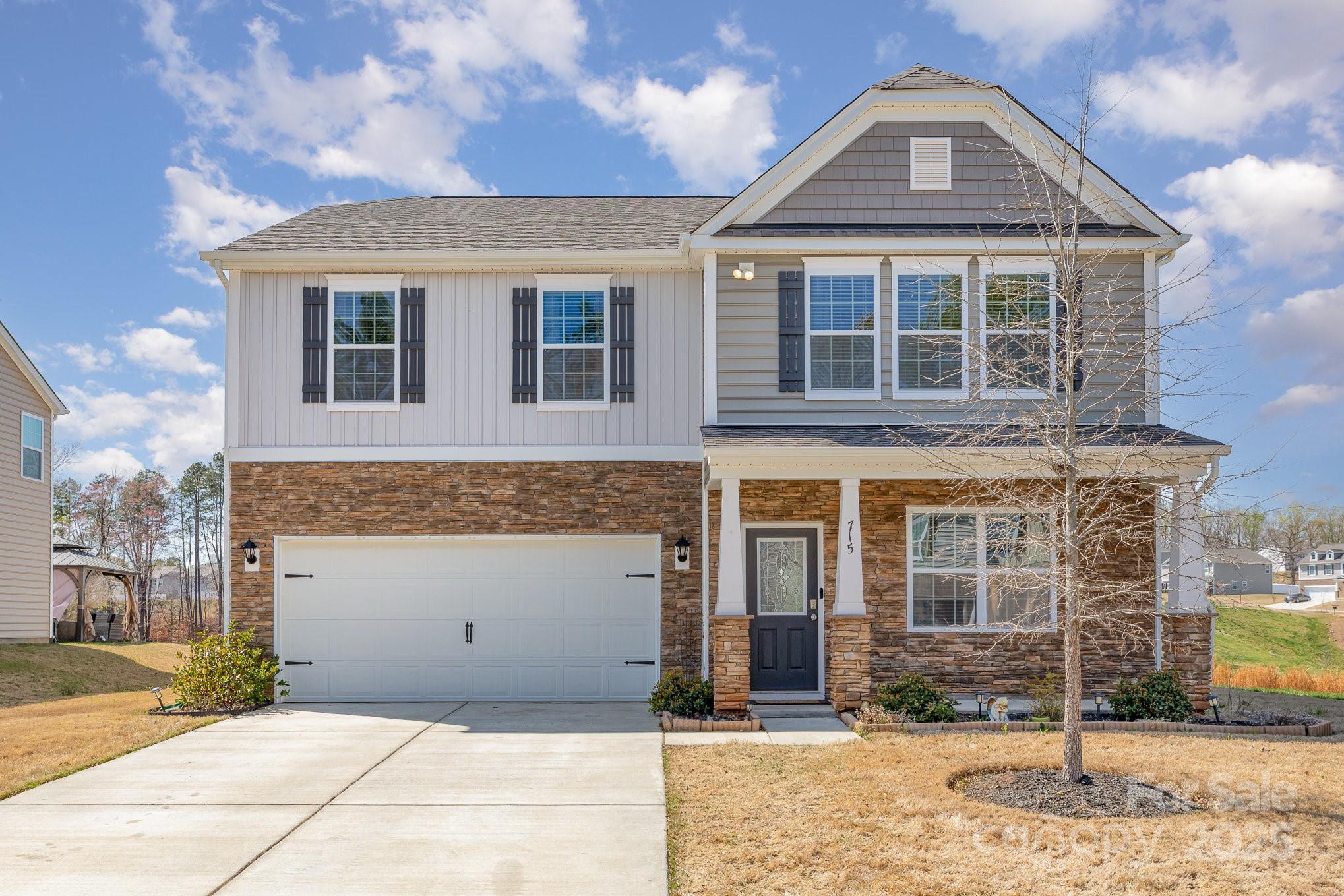 715 Saddlebred Lane Property Photo