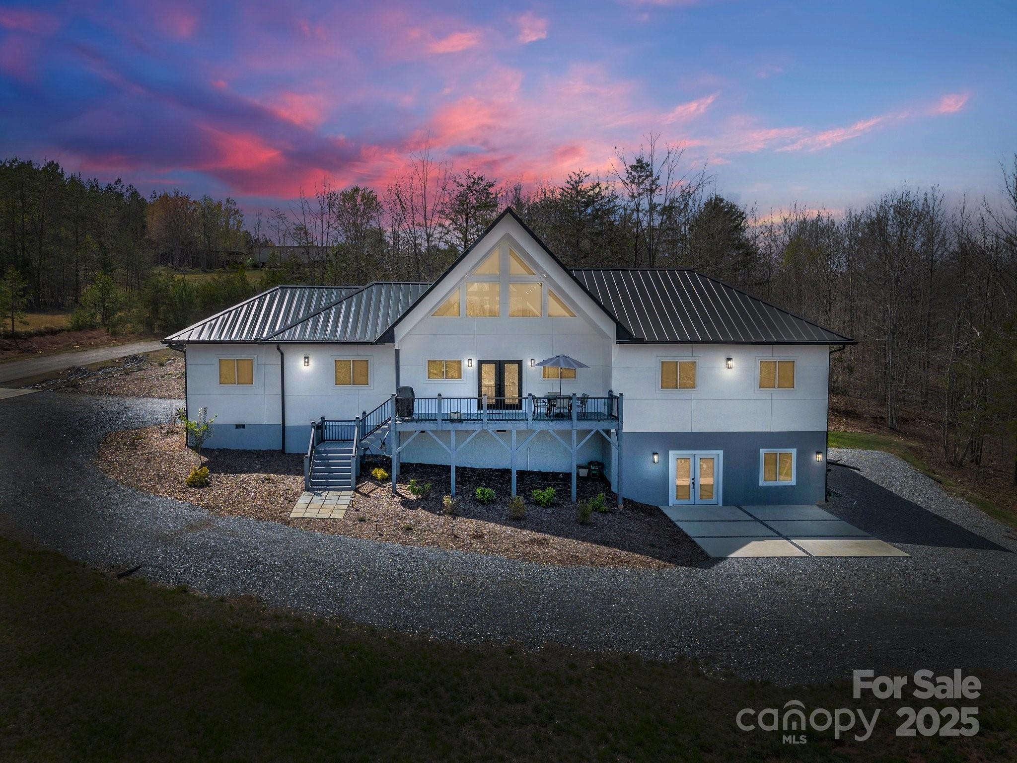 456 Hickory Loop Property Photo