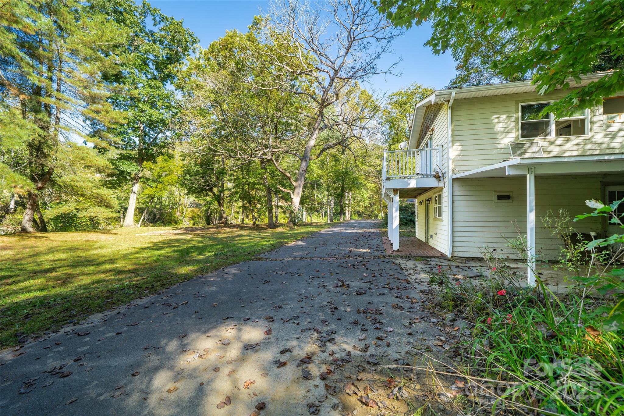 61 Riverbend Road Property Photo 2