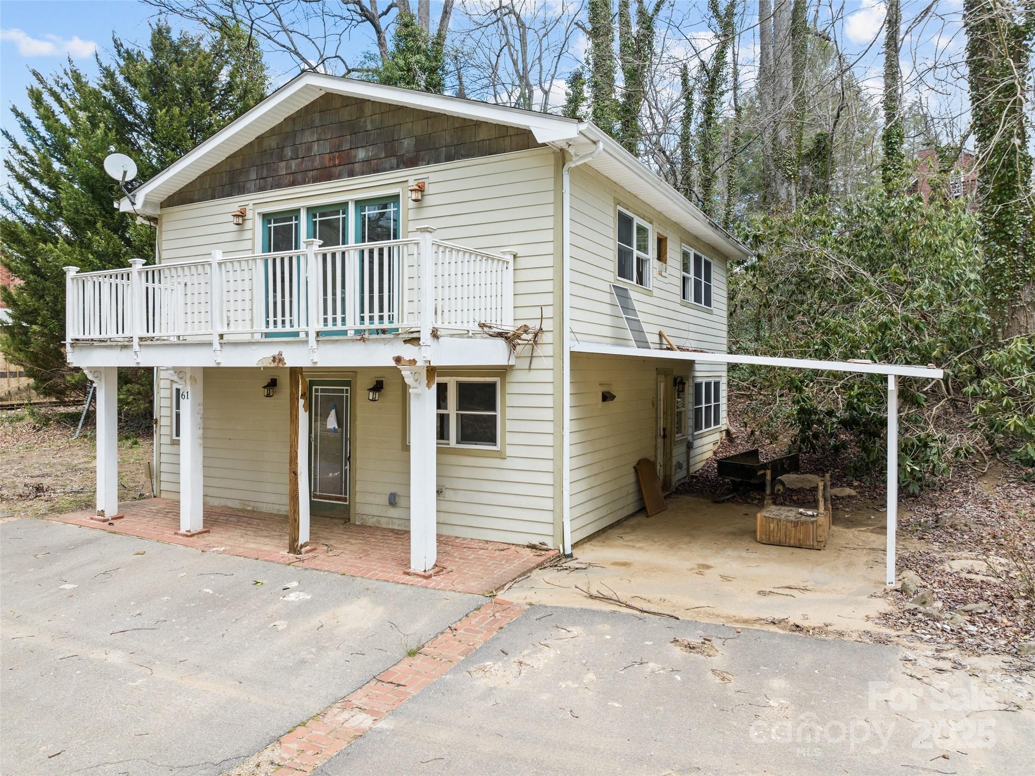 61 Riverbend Road Property Photo 4