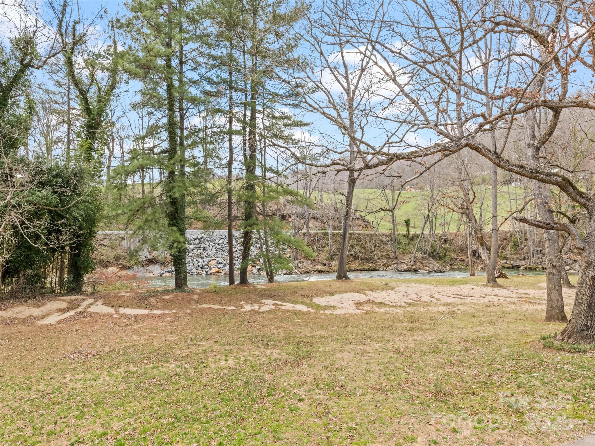 61 Riverbend Road Property Photo 8