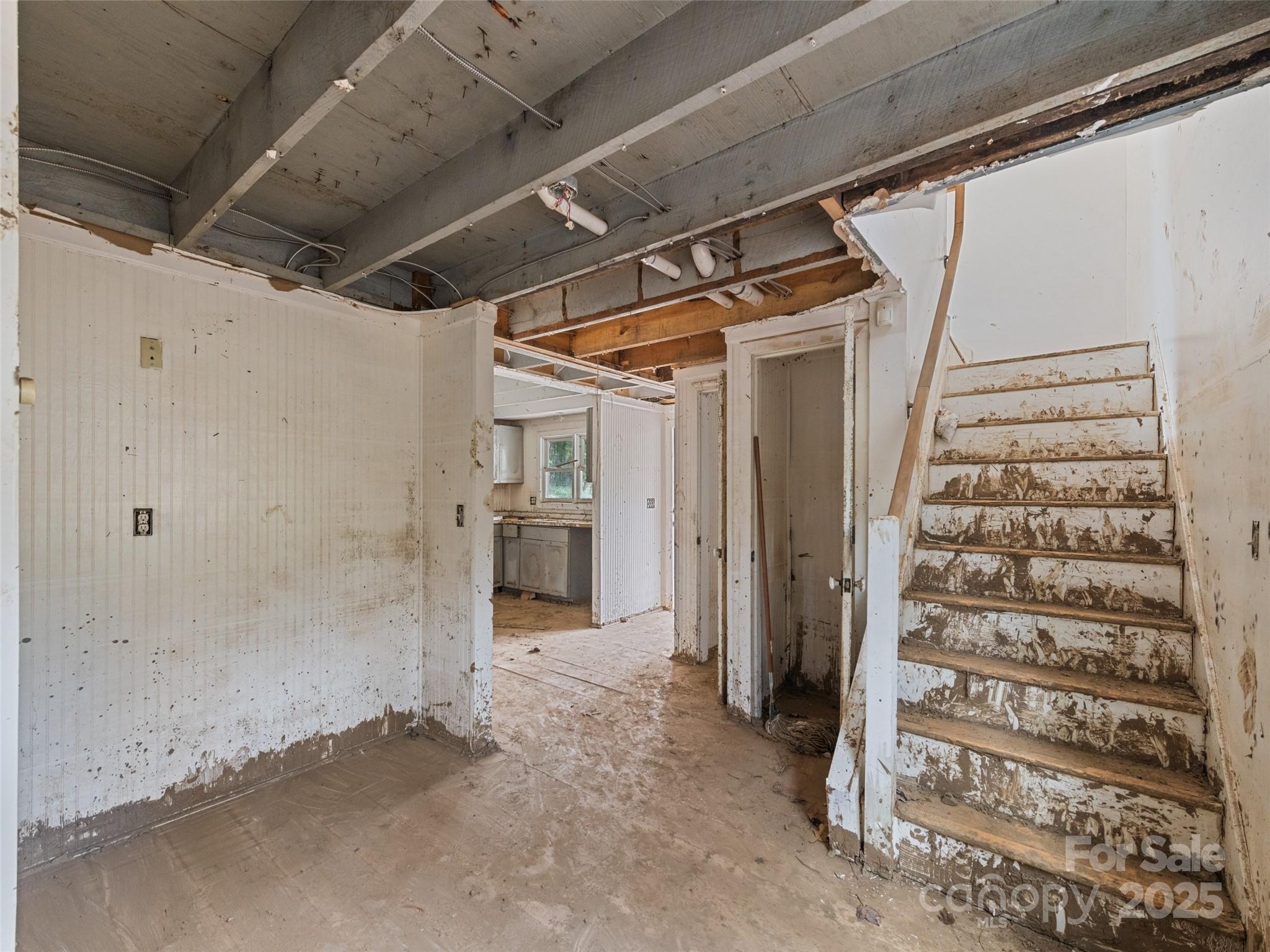 61 Riverbend Road Property Photo 17