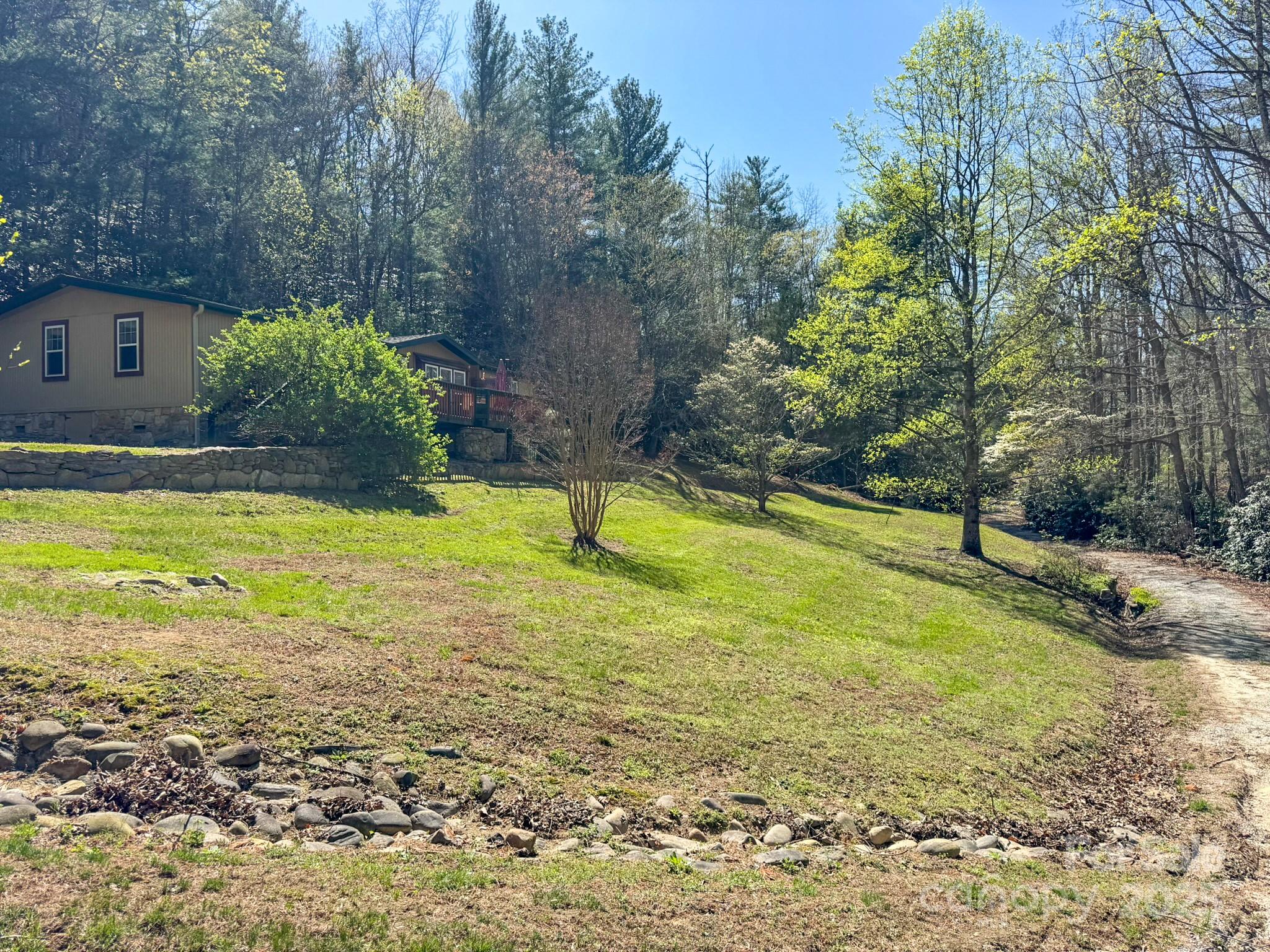 137 Onuska View Drive Property Photo 40