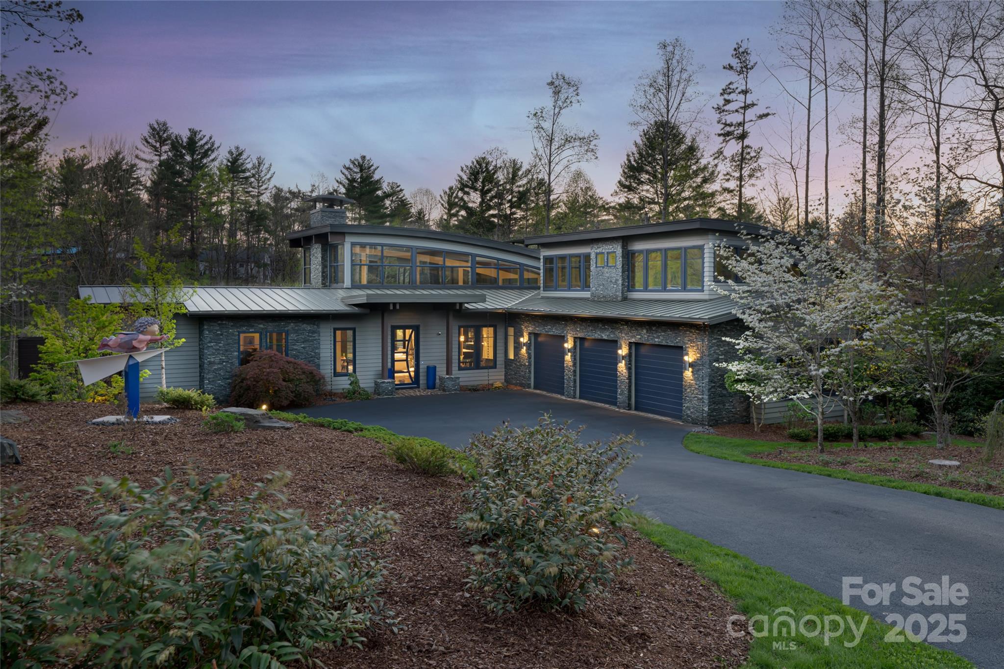 32 Brookline Drive Property Photo