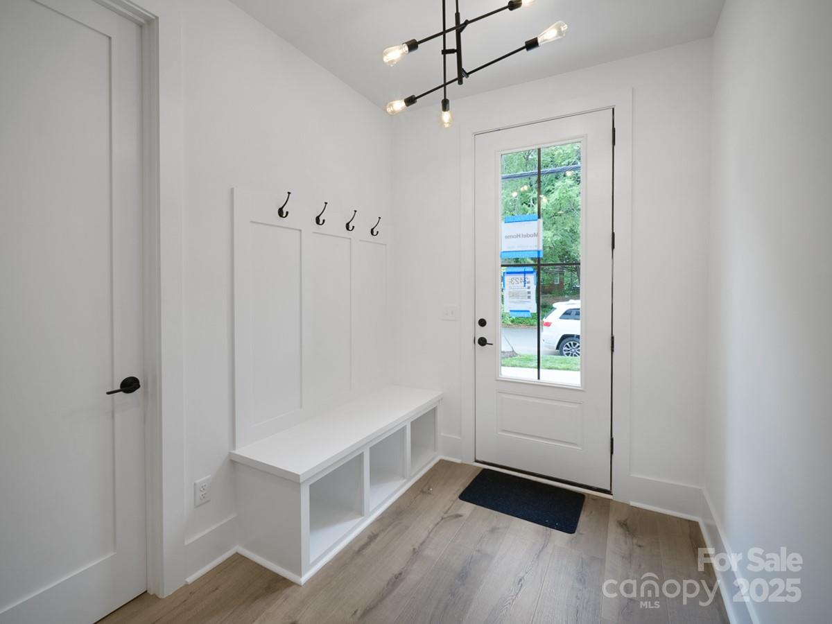 2520 Park Rose Lane 14 Property Photo 2