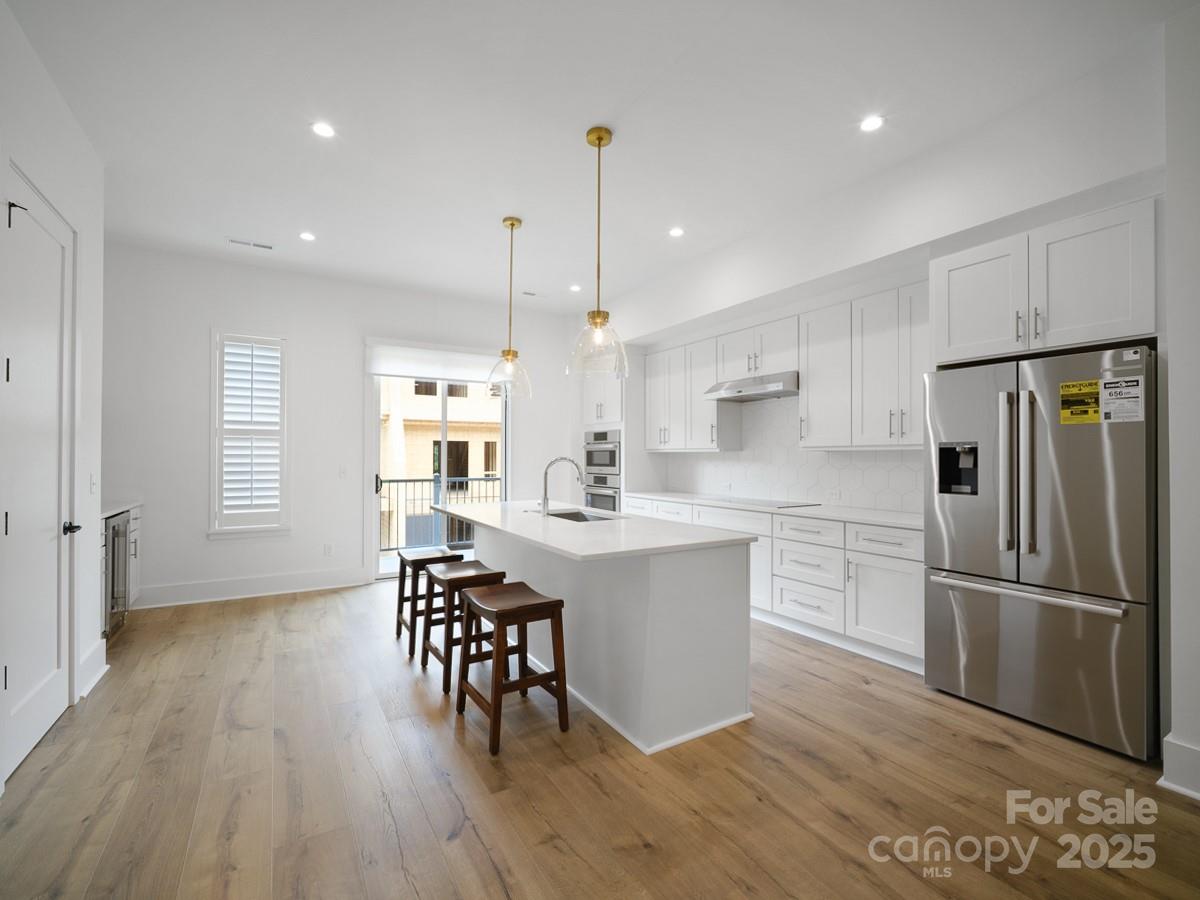 2520 Park Rose Lane 14 Property Photo 9