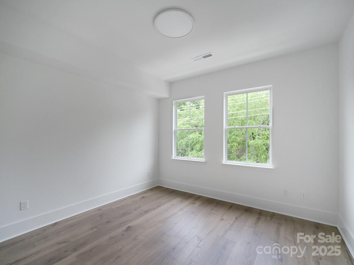 2520 Park Rose Lane 14 Property Photo 31