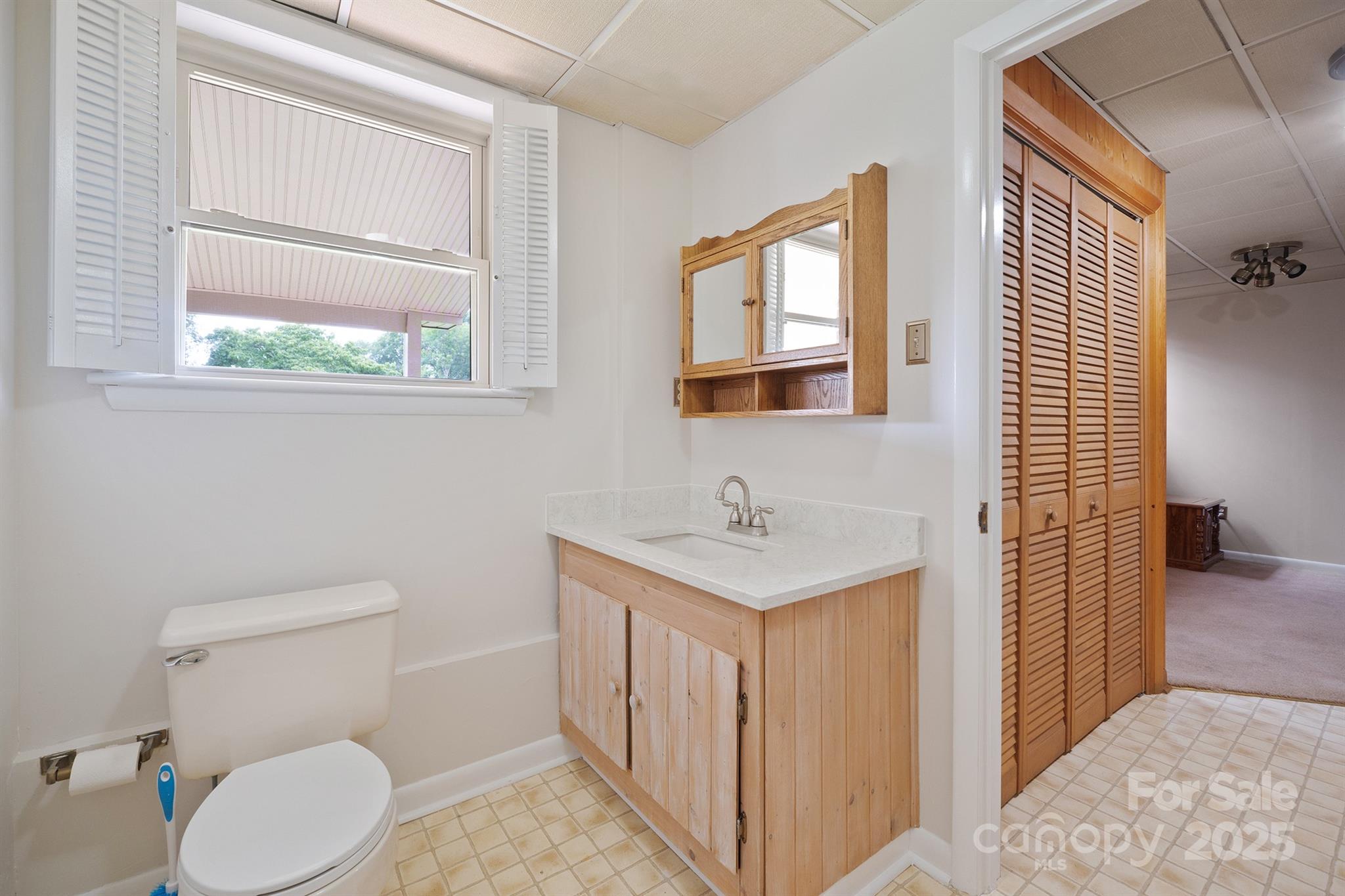 409 Cardinal Drive Property Photo 22