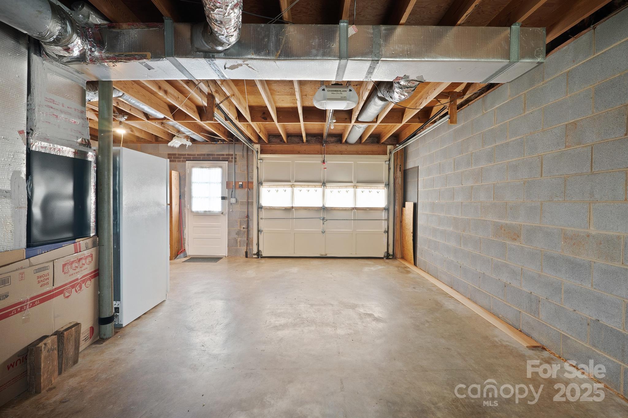 409 Cardinal Drive Property Photo 29