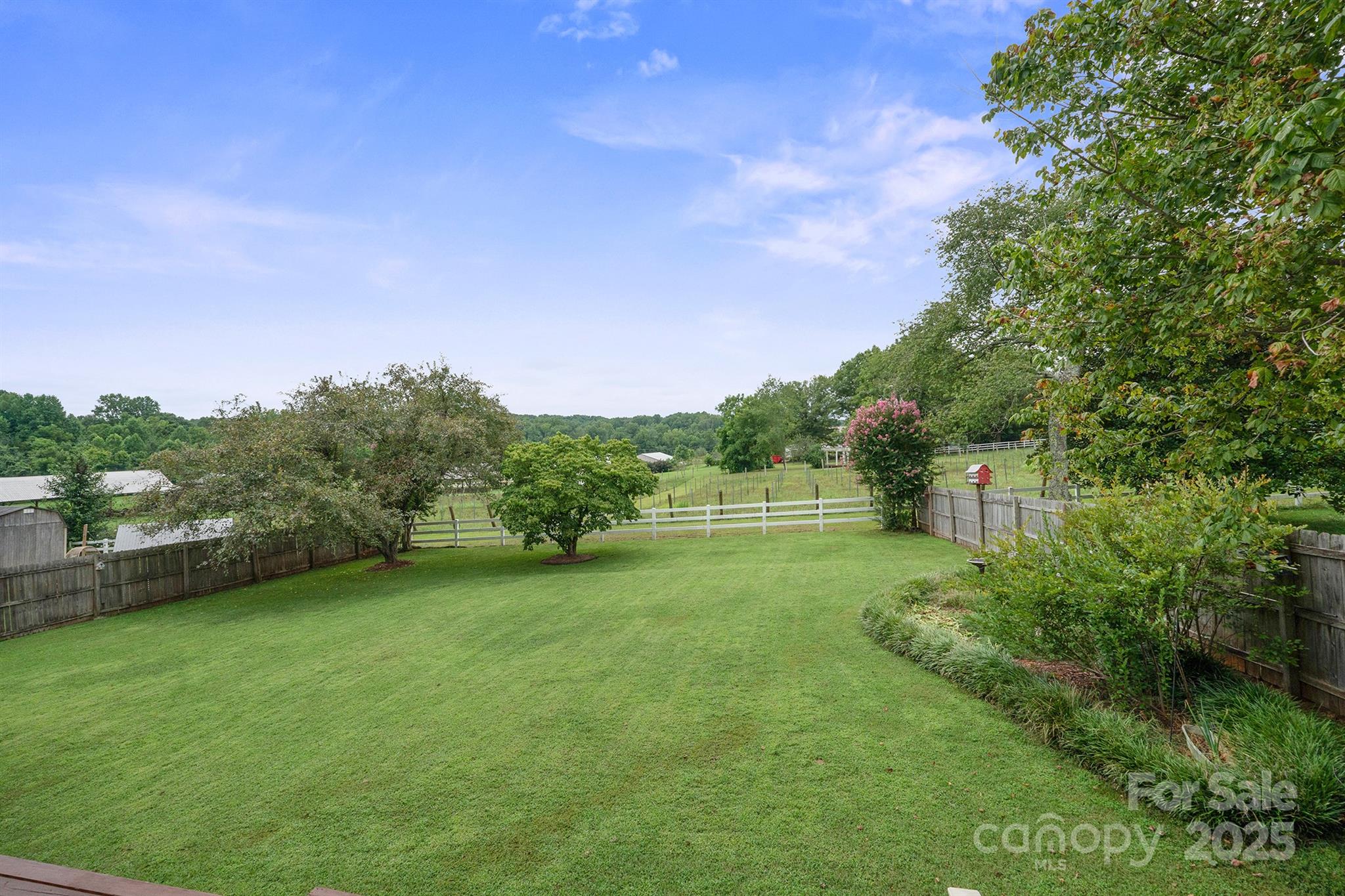 409 Cardinal Drive Property Photo 36