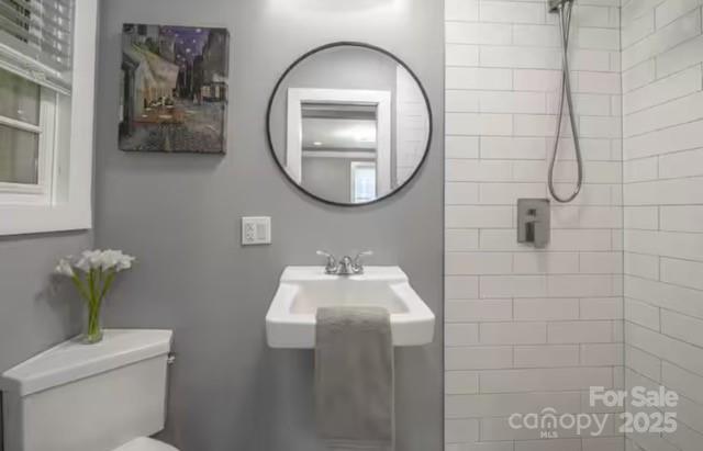 713/715 Walnut Avenue Property Photo 5