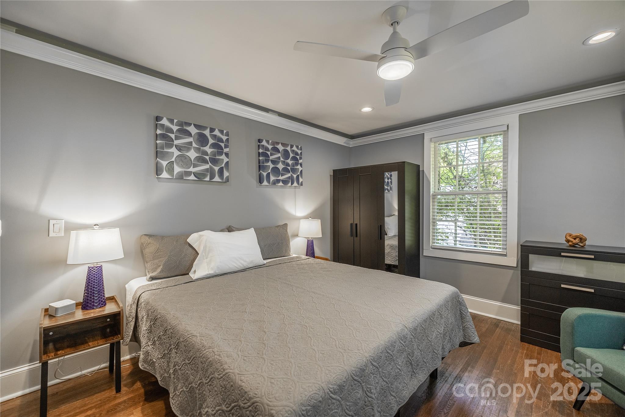 713/715 Walnut Avenue Property Photo 18