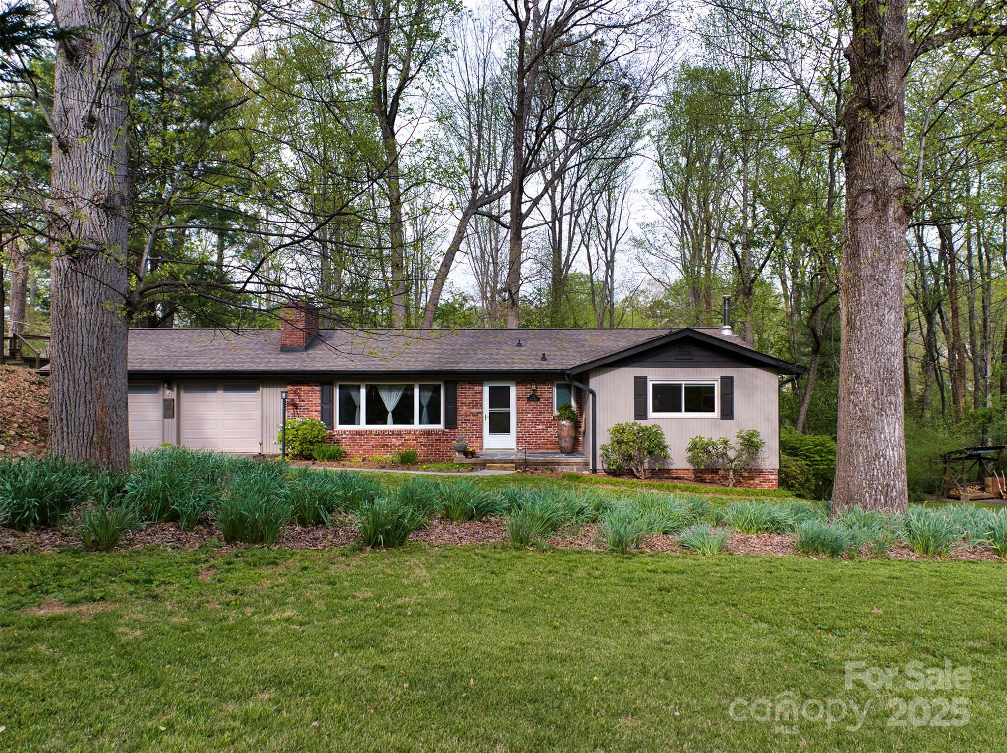 23 Zephyr Drive Property Photo