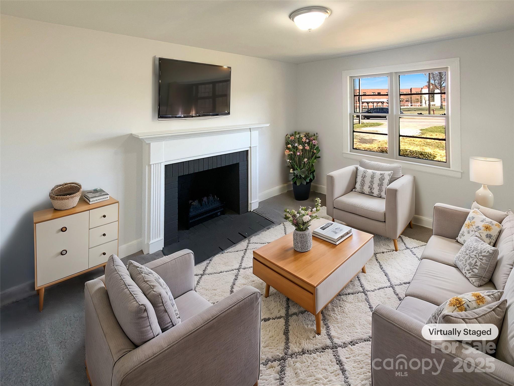 614 Normandy Road Property Photo 2