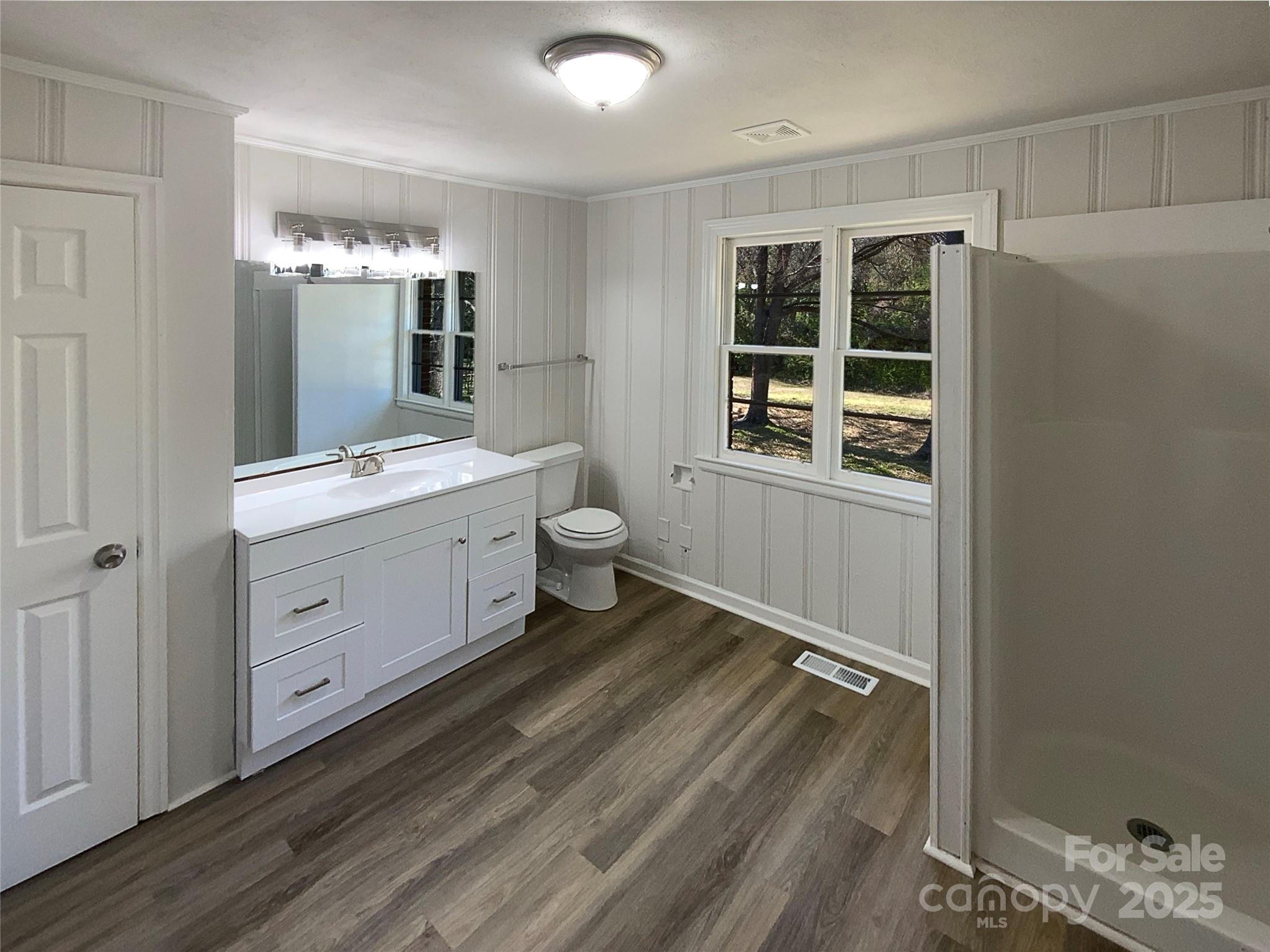 614 Normandy Road Property Photo 7
