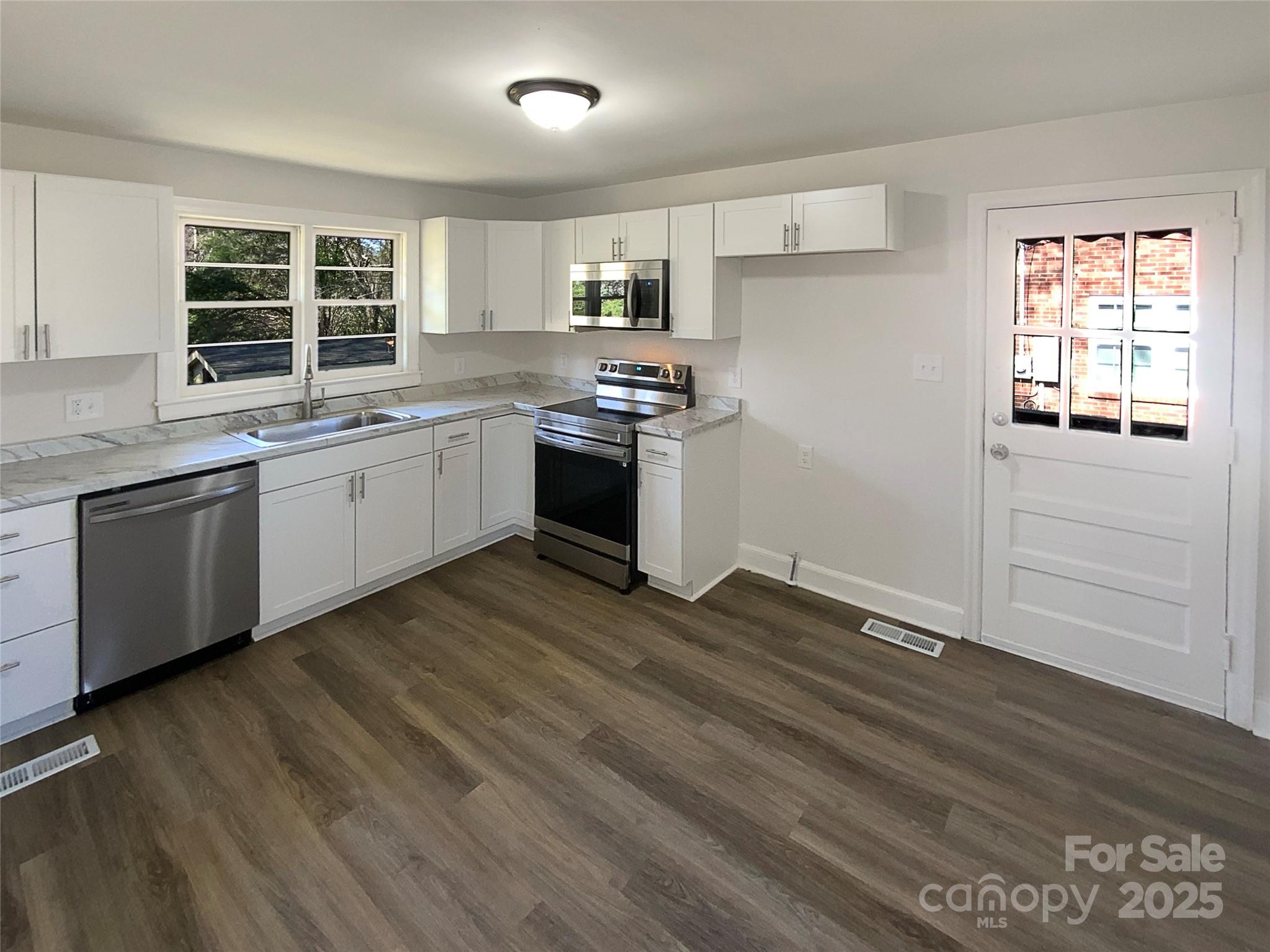 614 Normandy Road Property Photo 13