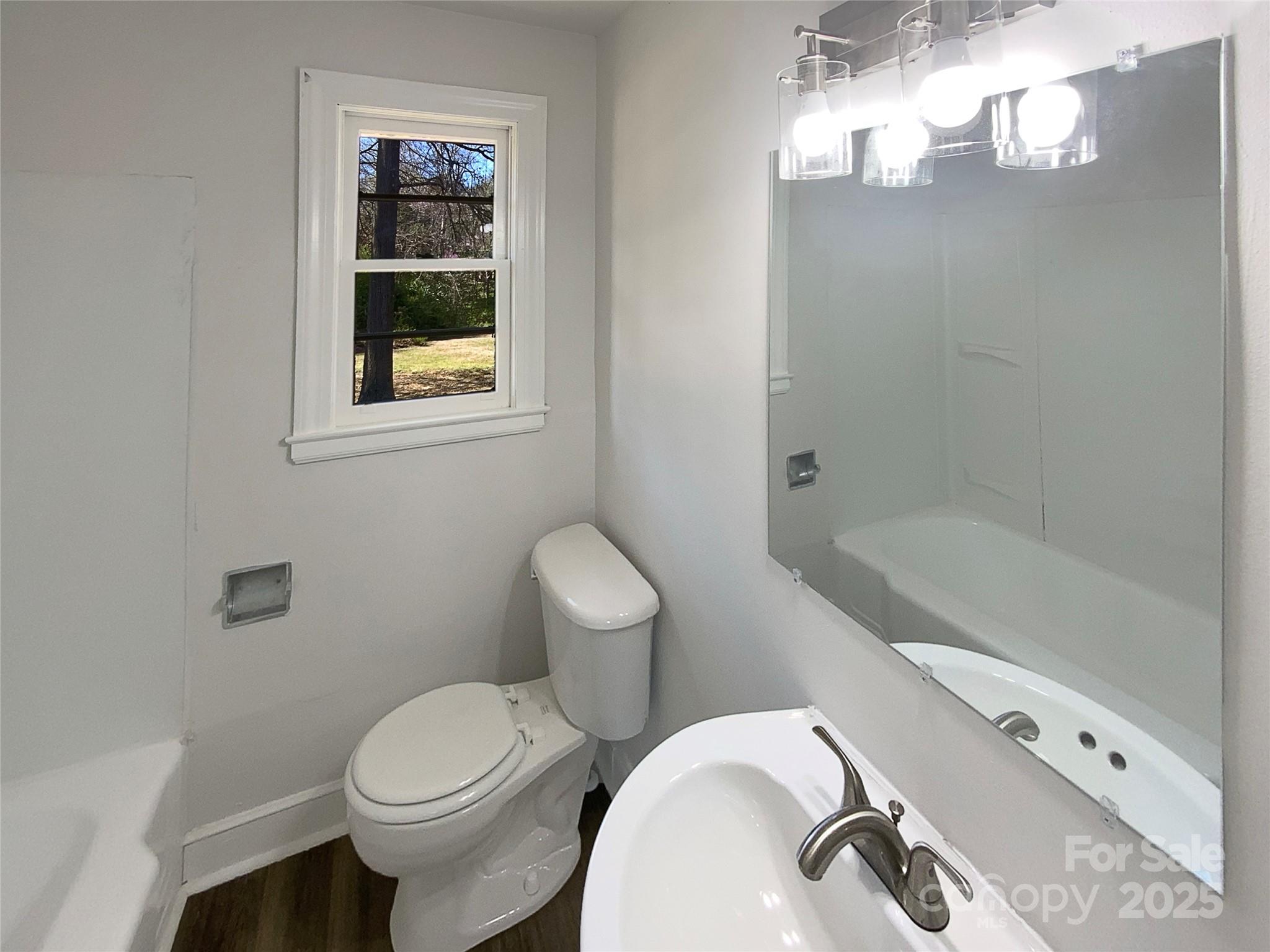 614 Normandy Road Property Photo 14