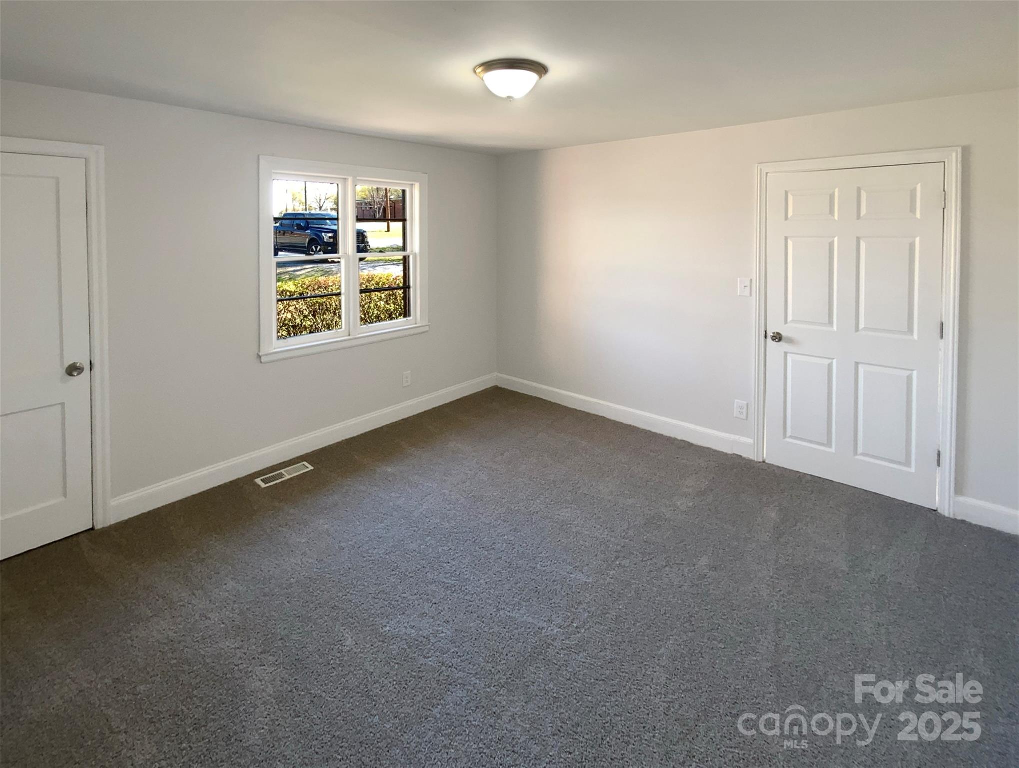 614 Normandy Road Property Photo 17