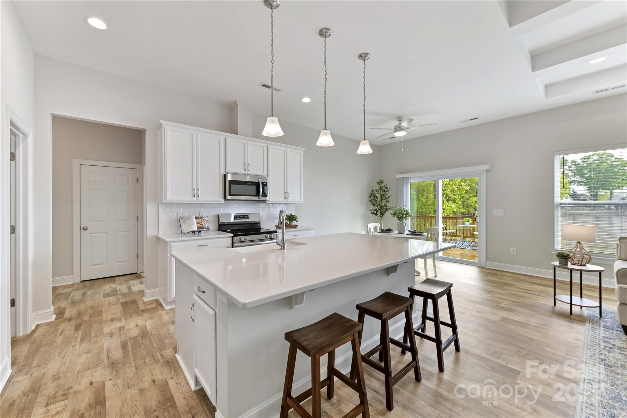 4980 Kiser Island Road Property Photo 10