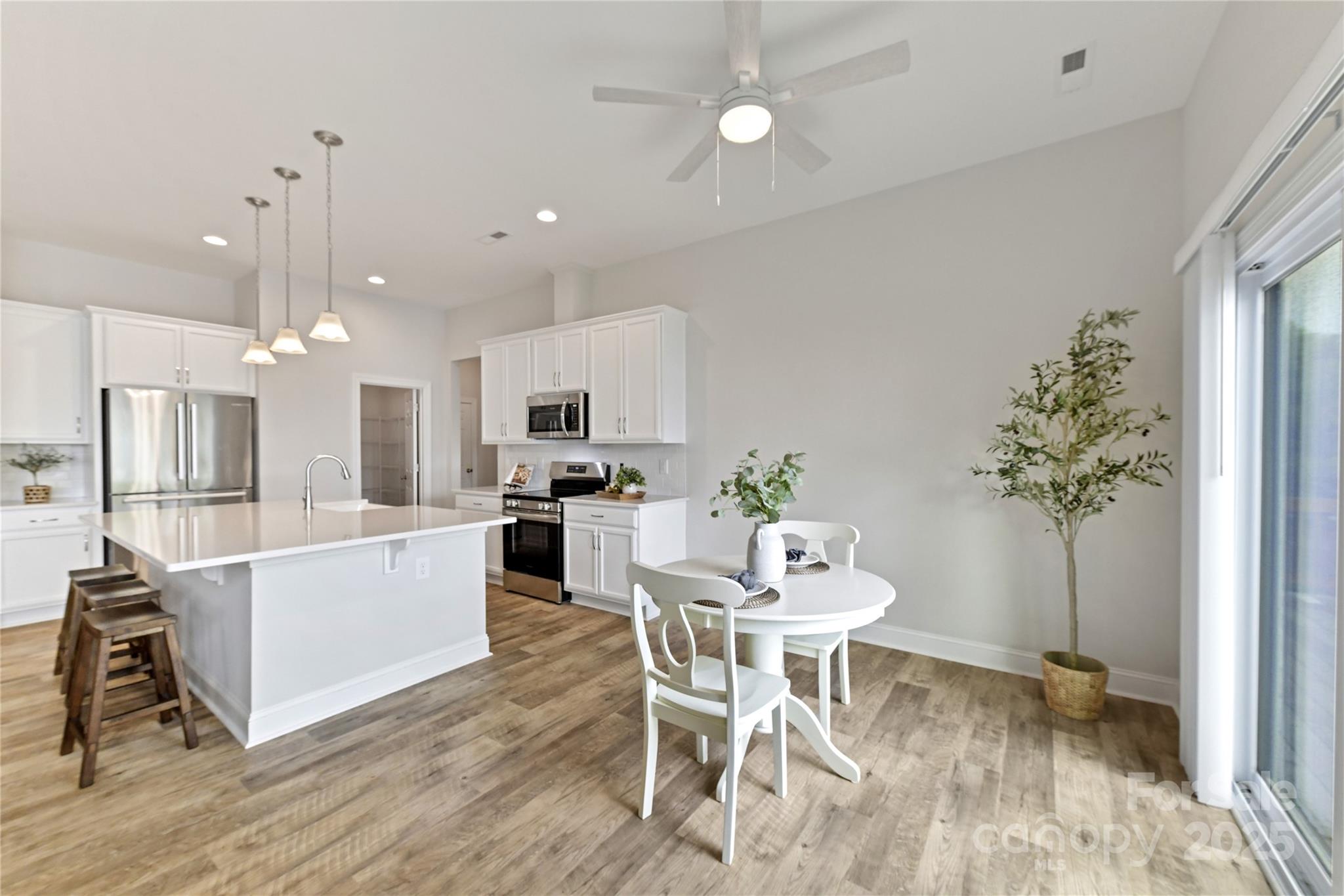 4980 Kiser Island Road Property Photo 14