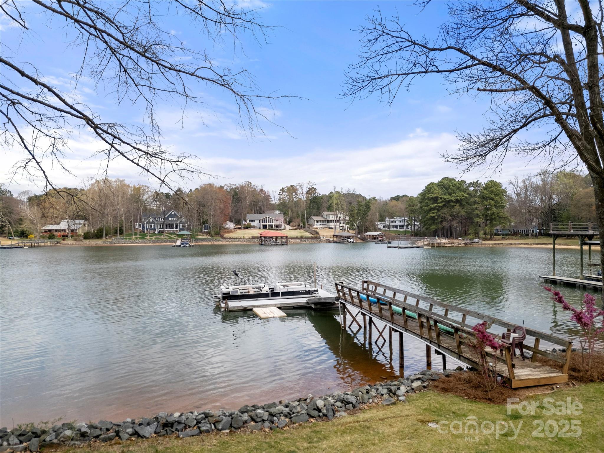 116 Cottage Grove Lane Property Photo