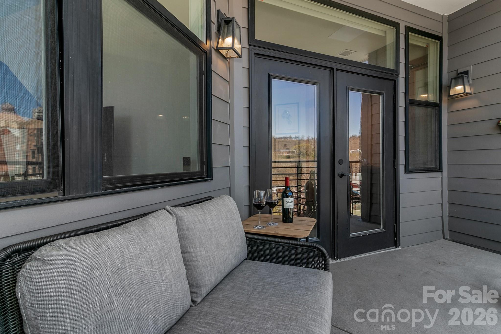 55 S Market Street 301 Property Photo 32