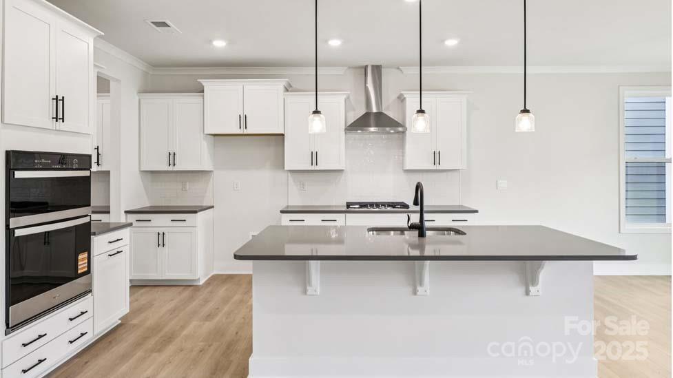 124 Fordingbridge Lane Property Photo 7