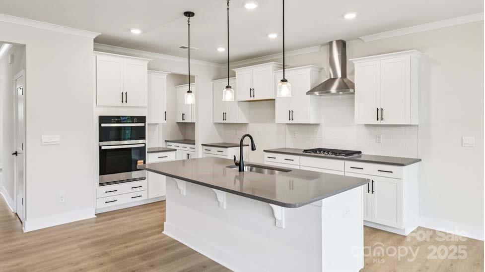 124 Fordingbridge Lane Property Photo 8