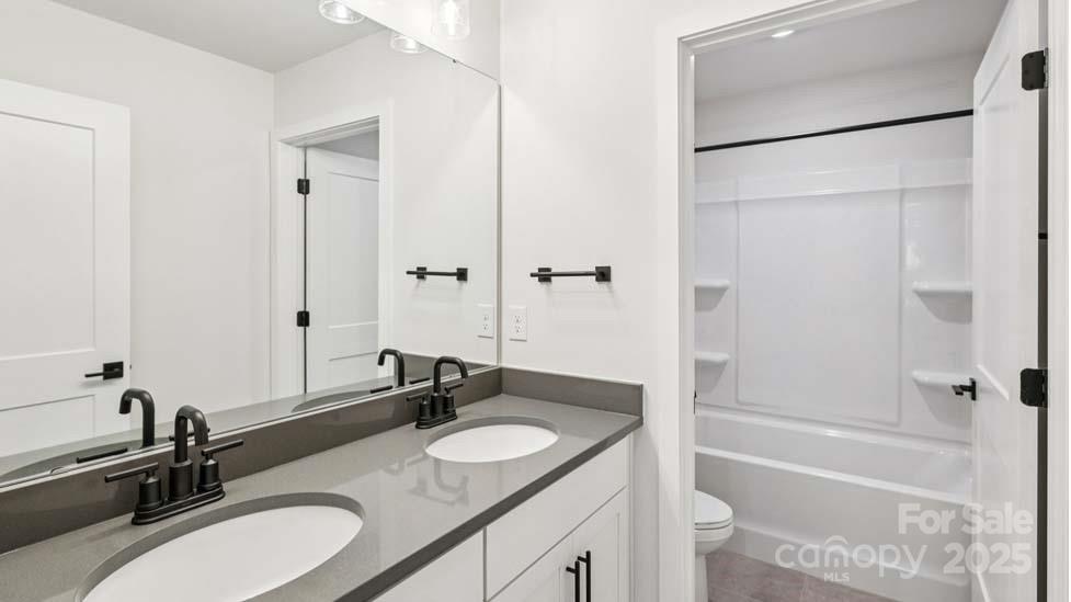 124 Fordingbridge Lane Property Photo 28