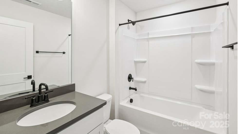 124 Fordingbridge Lane Property Photo 32