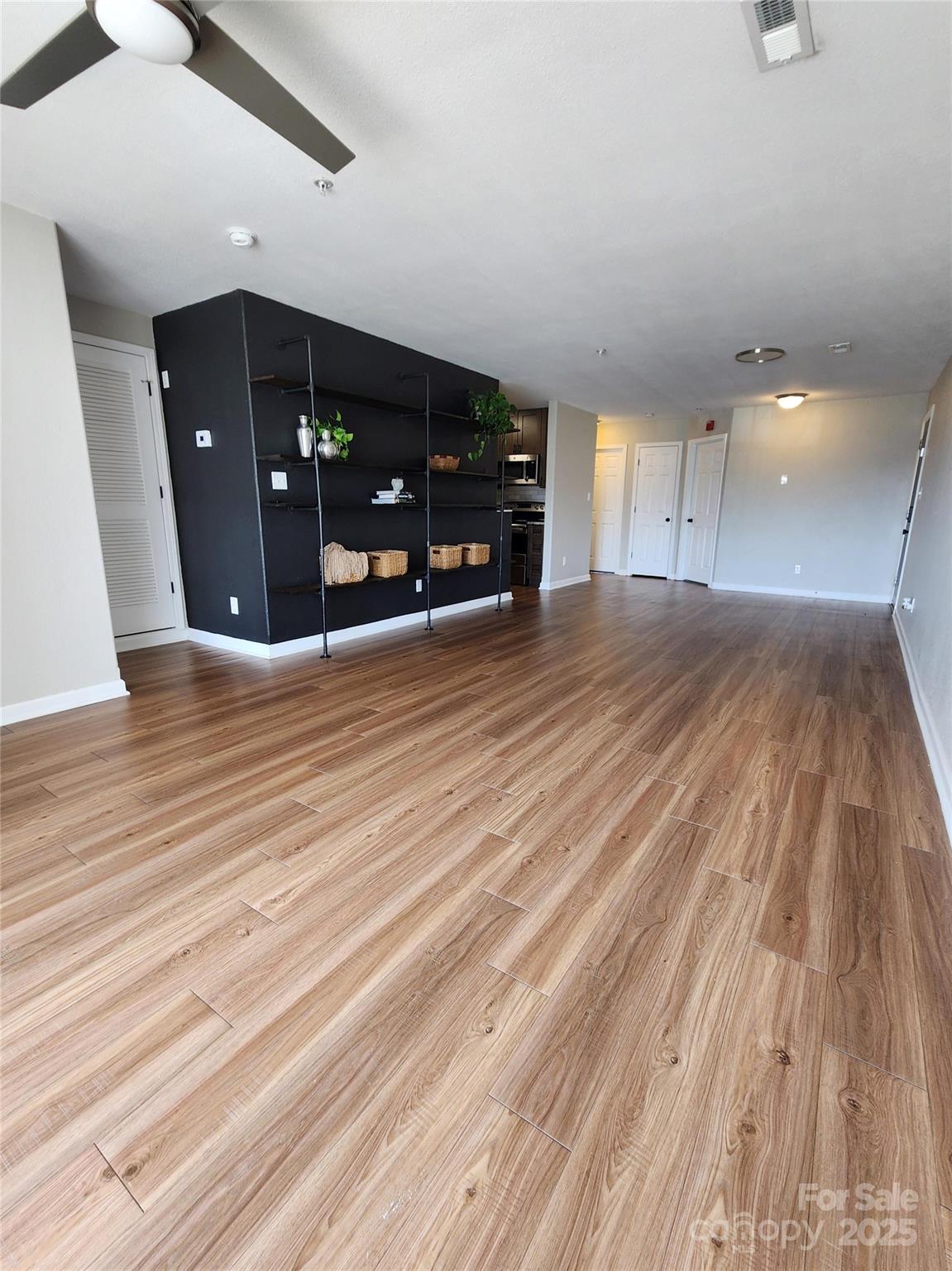 6423 Town Hall Place Property Photo 6